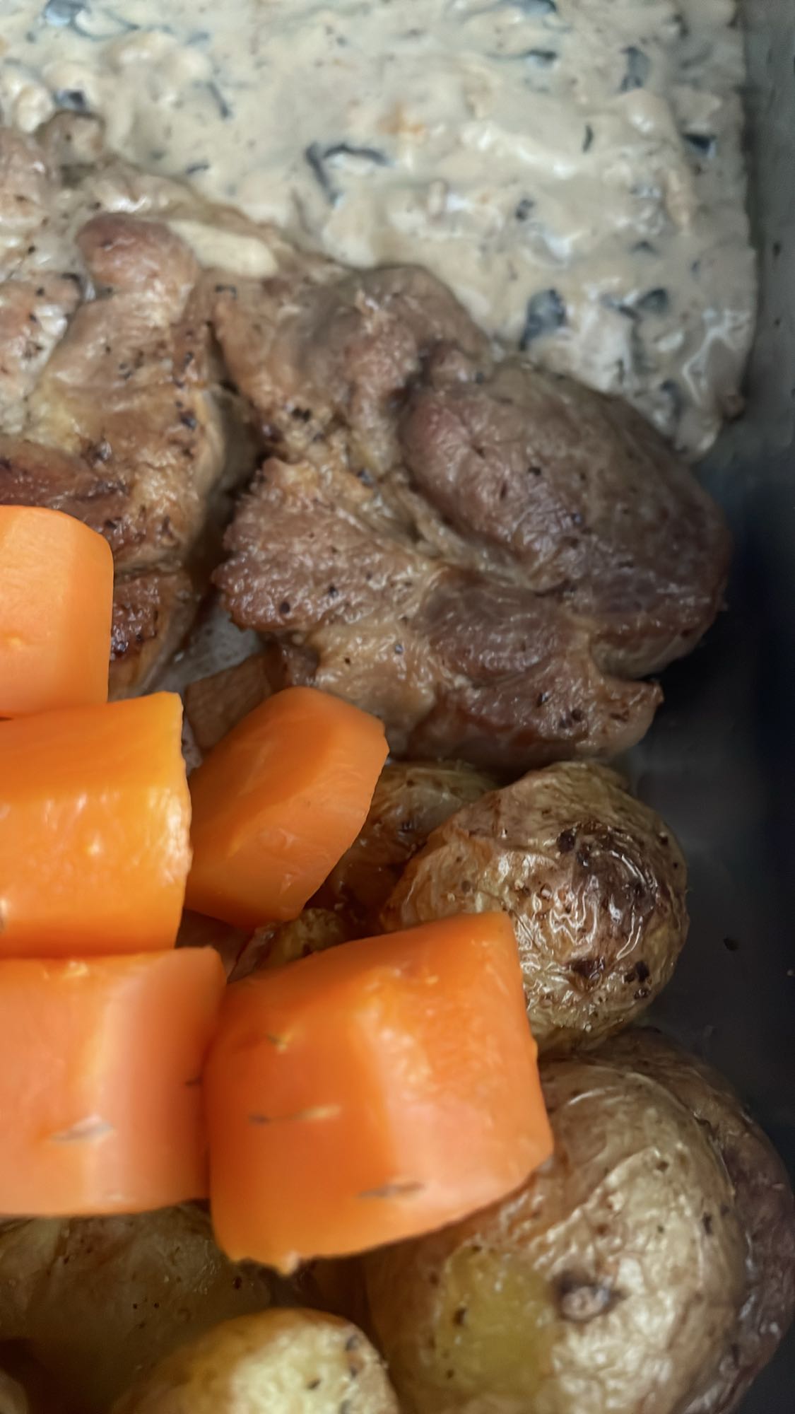 Fläskkött med potatis