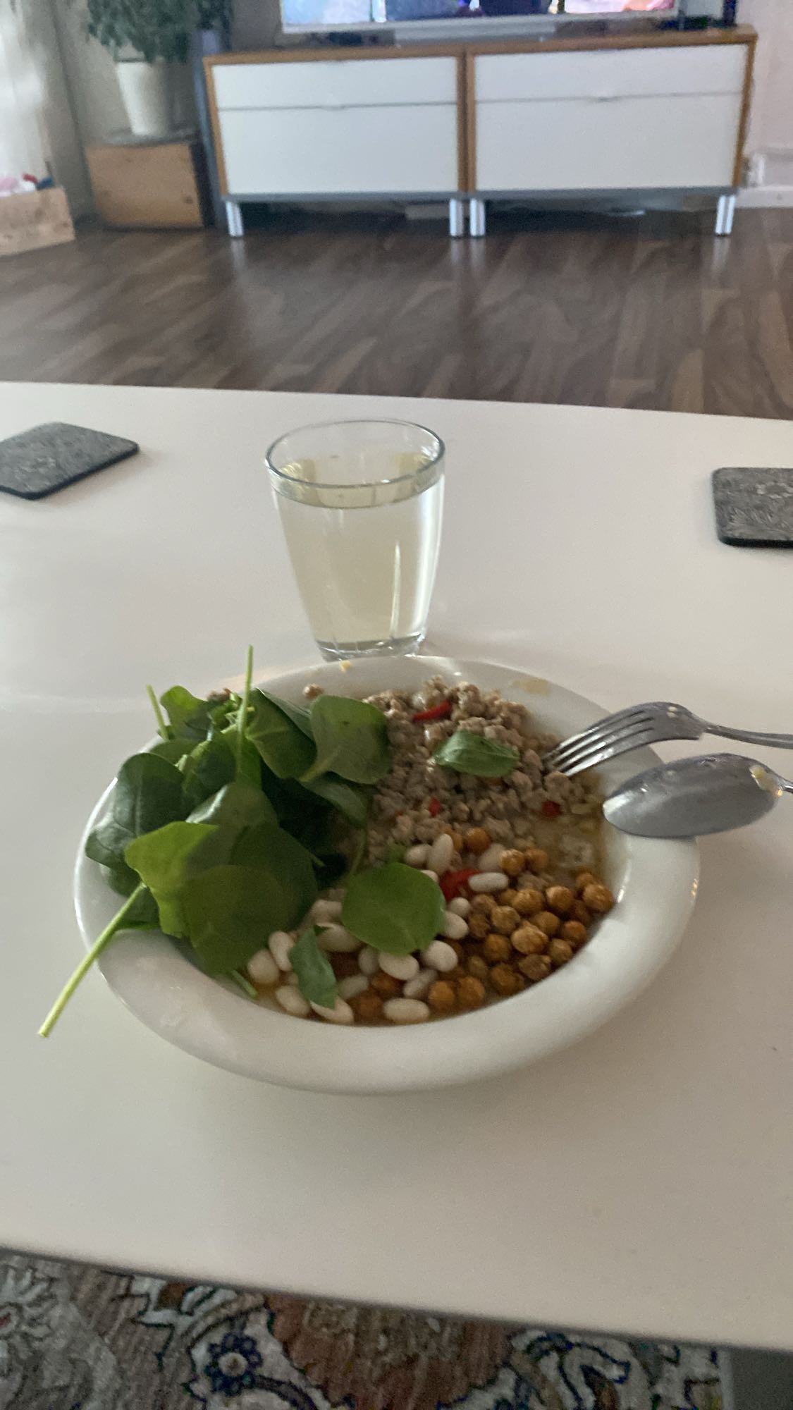 Bönskål med spenat