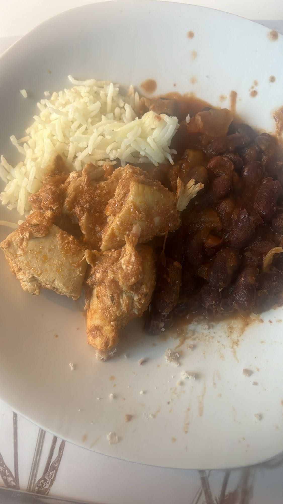 Kyckling med ris och bönor