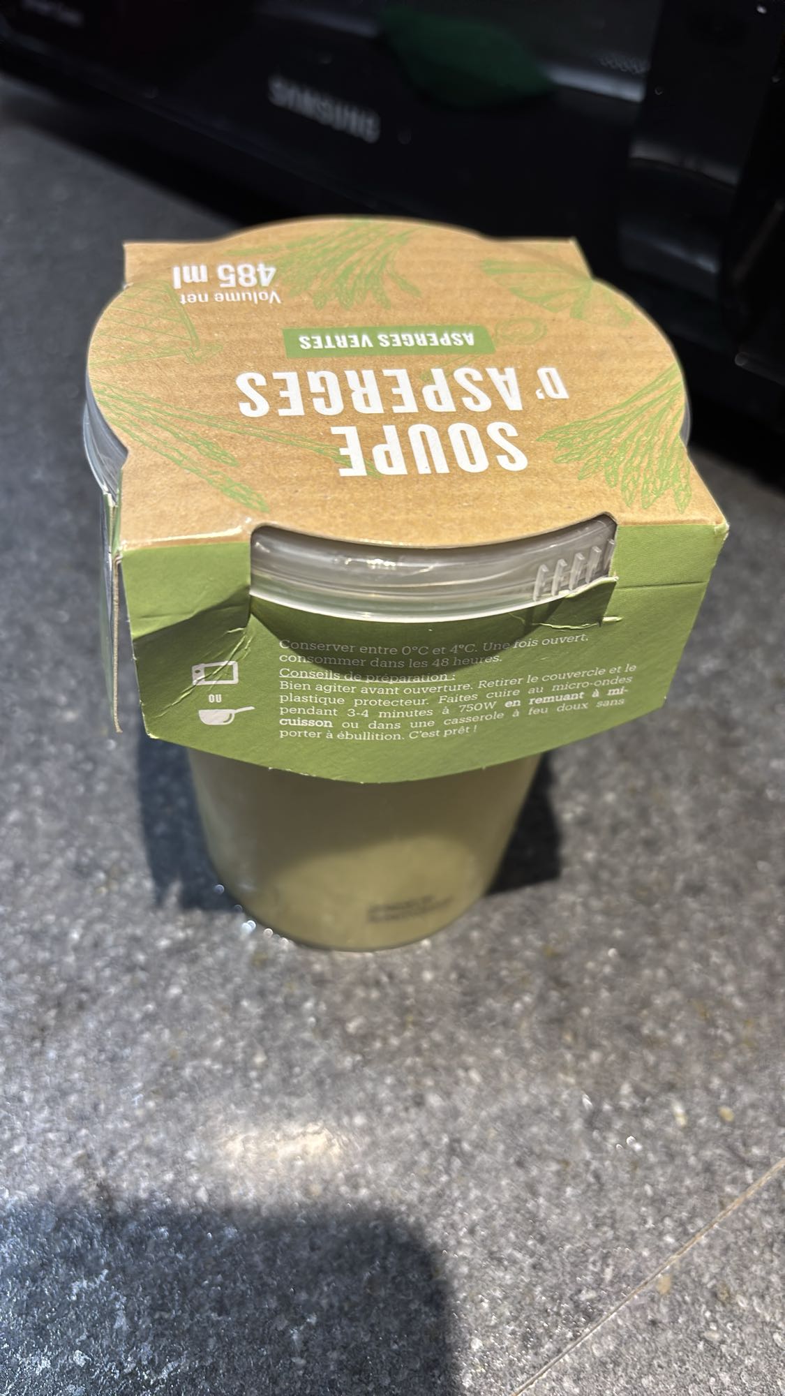 Soupe d'asperges vertes