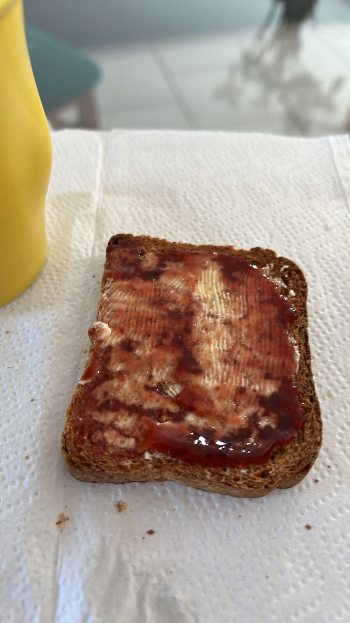 Tartine confiture beurre