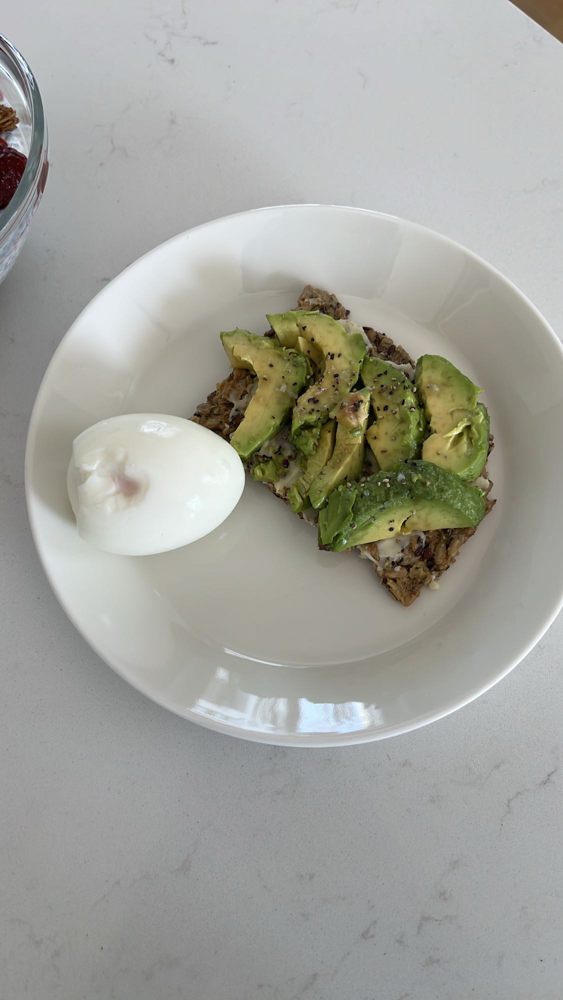 Avokadomacka med ägg