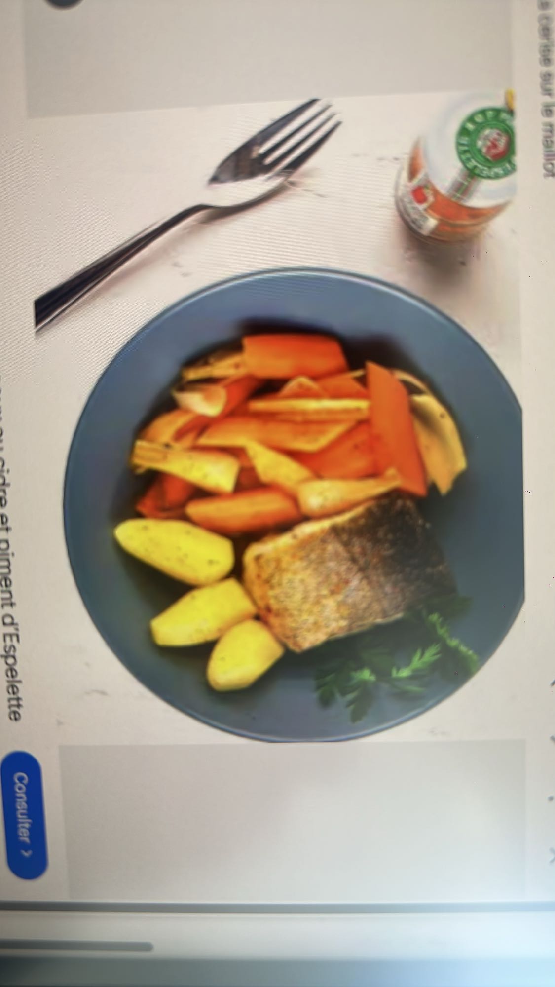 Poisson et légumes rôtis