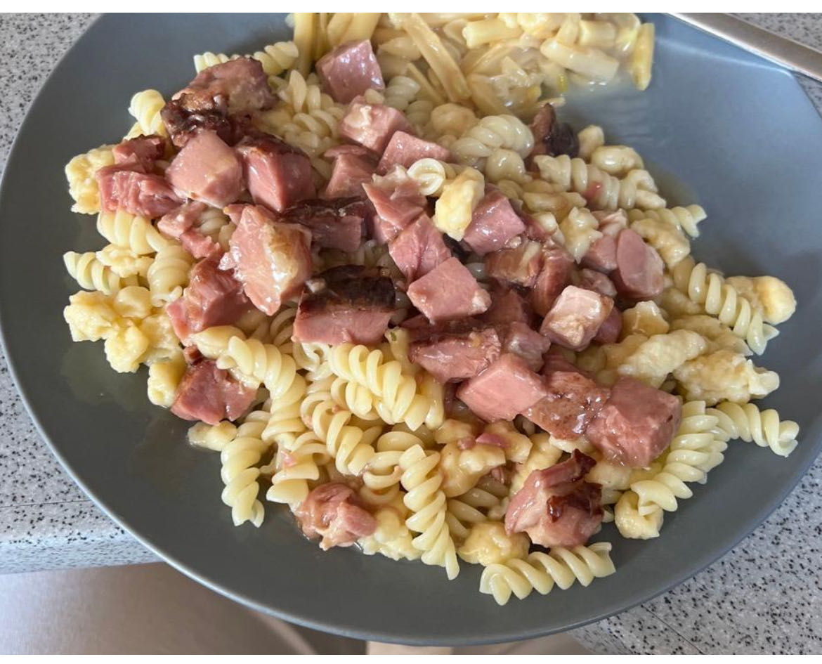 Pasta mit Schinken