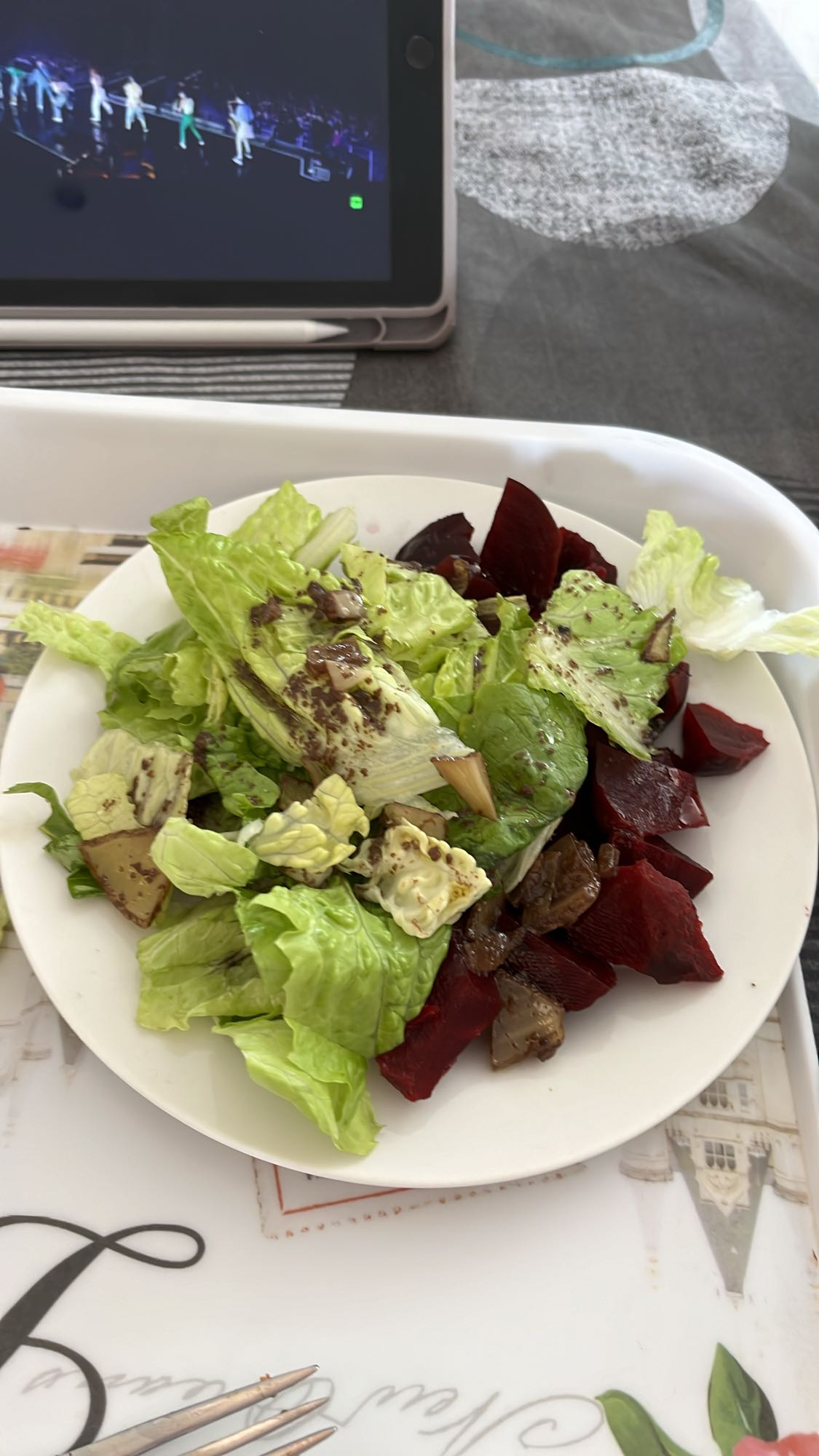 Salade betterave verte