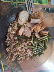 Chicken with grains