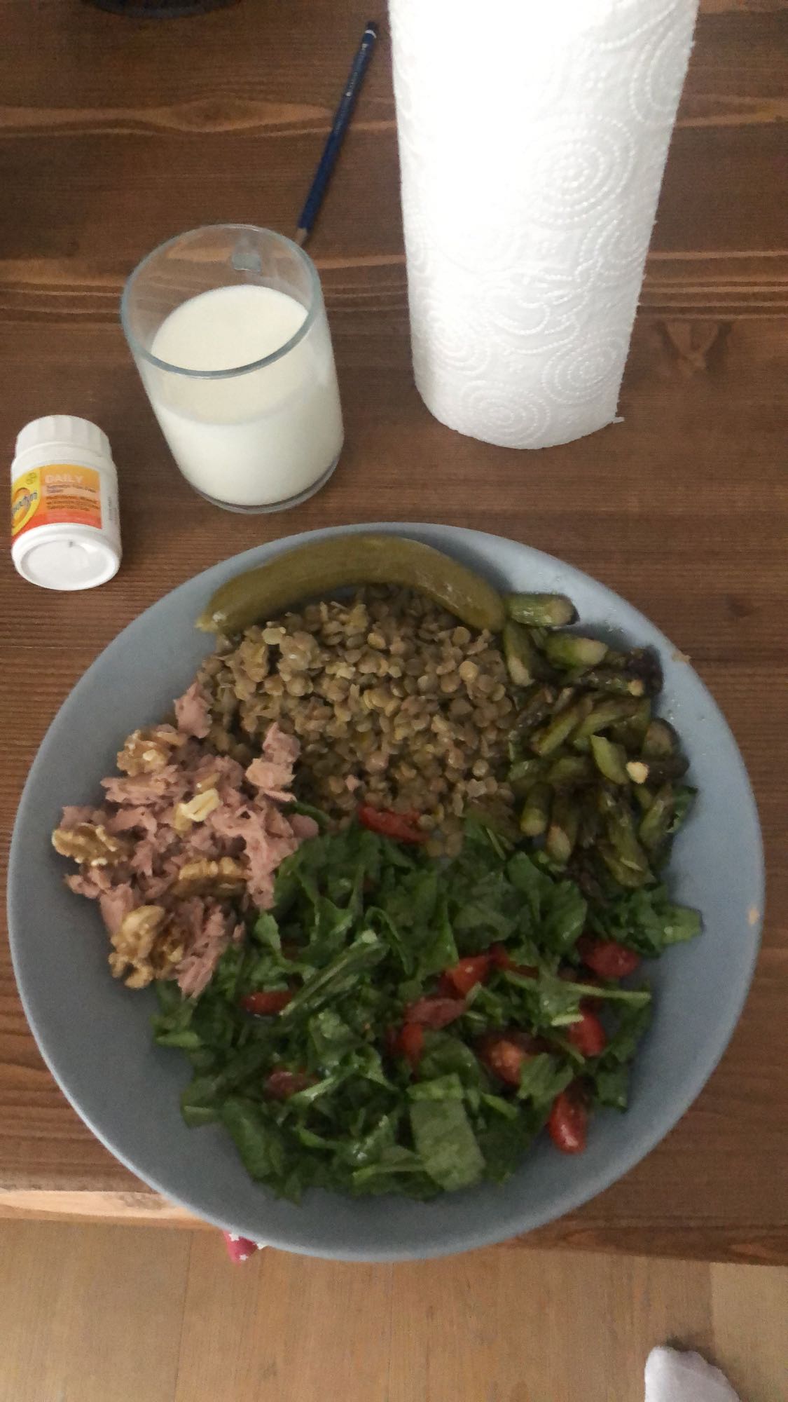 Mercimekli Ton Balıklı Tabak