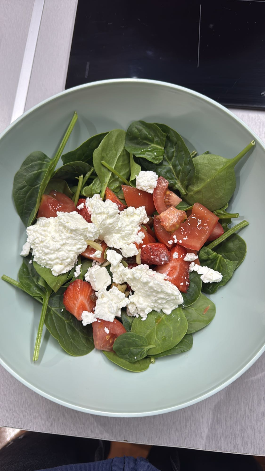 Ensalada fresca de espinaca