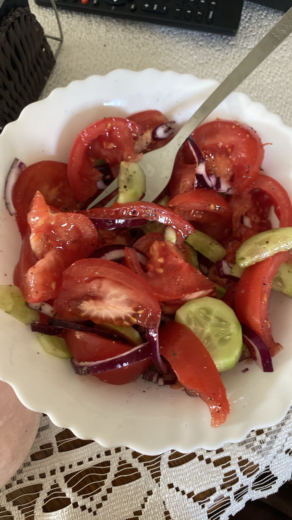 Sałatka z pomidorów