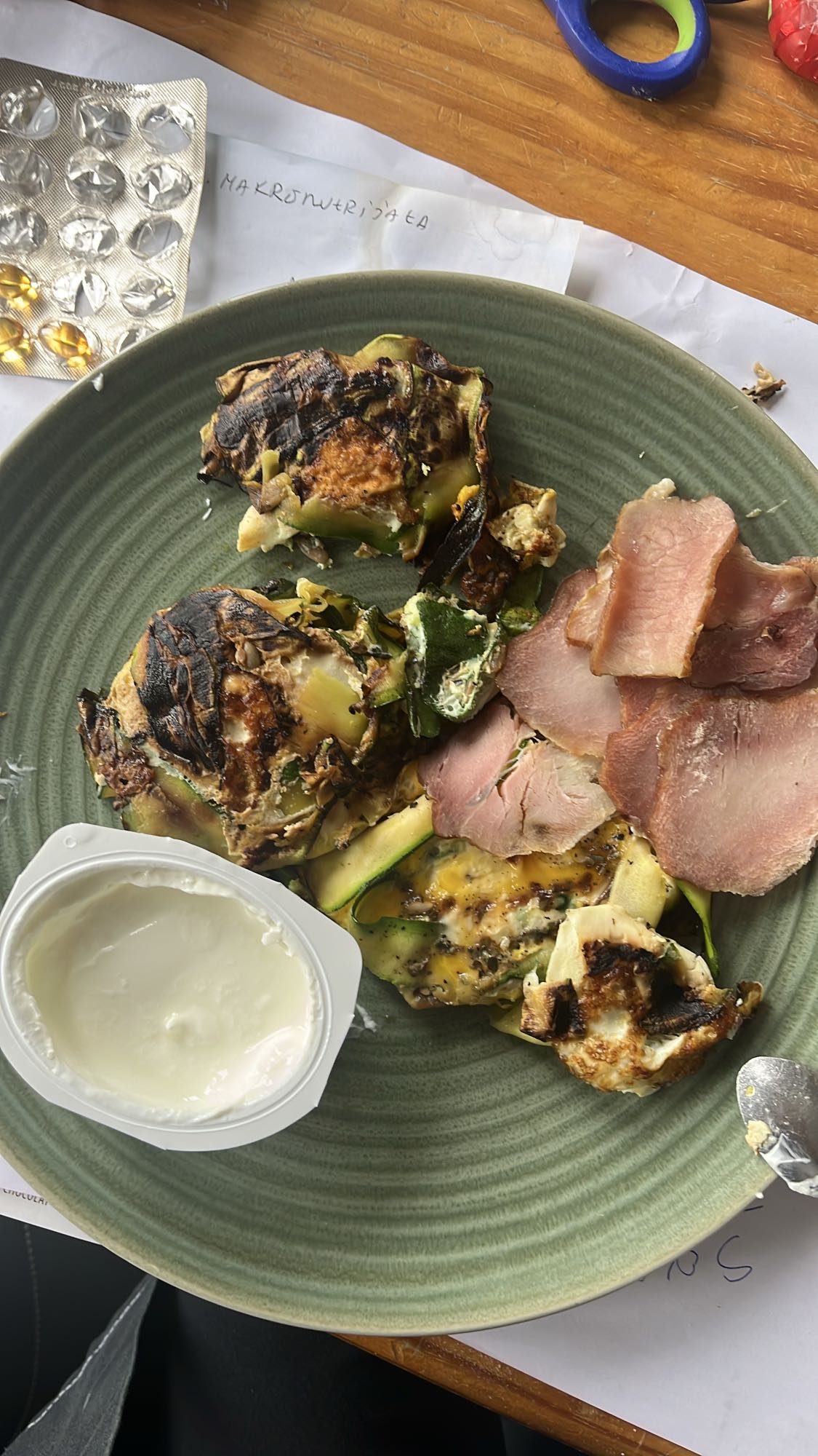 Omelette légumes et jambon