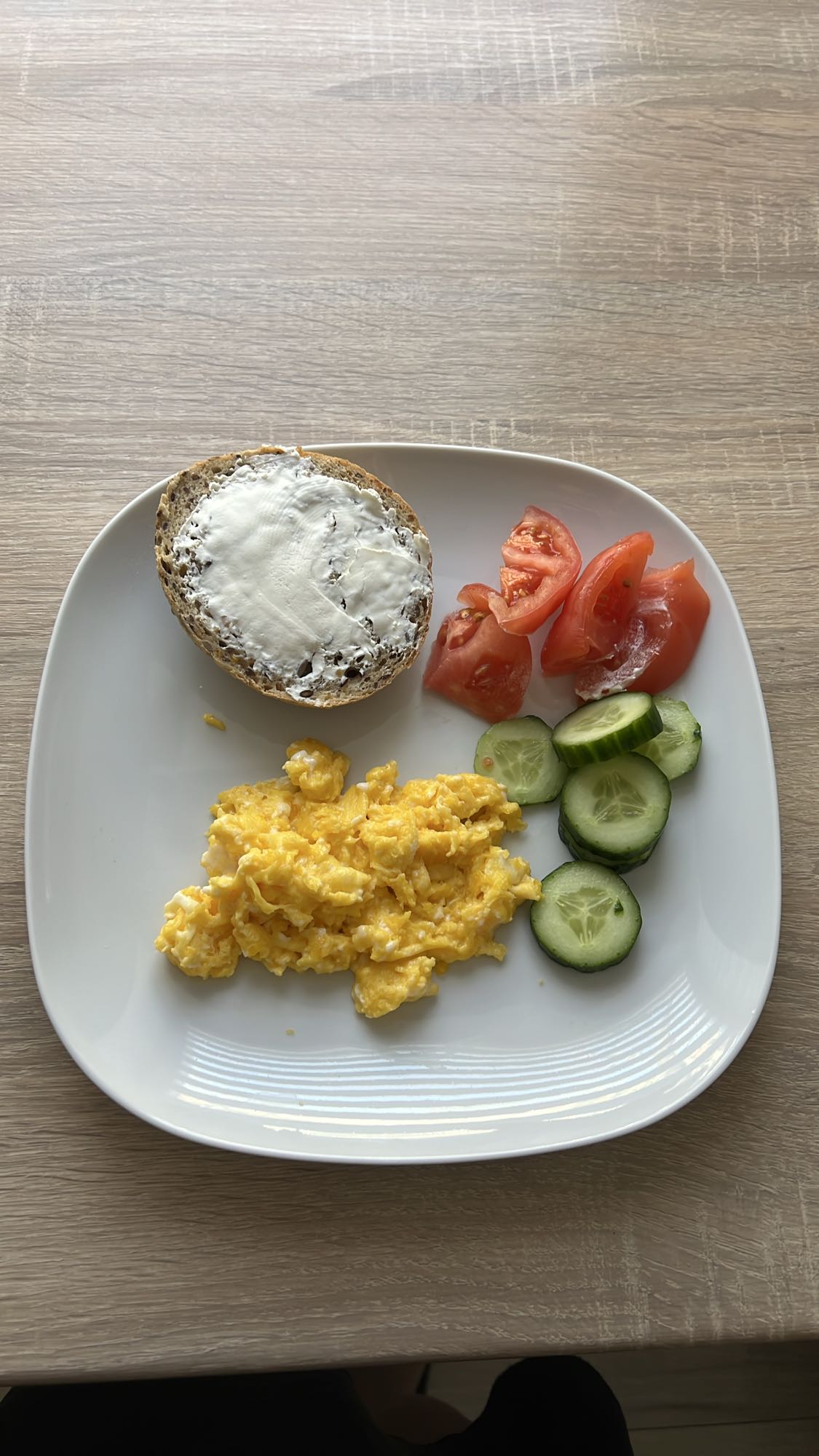 Jajecznica z warzywami