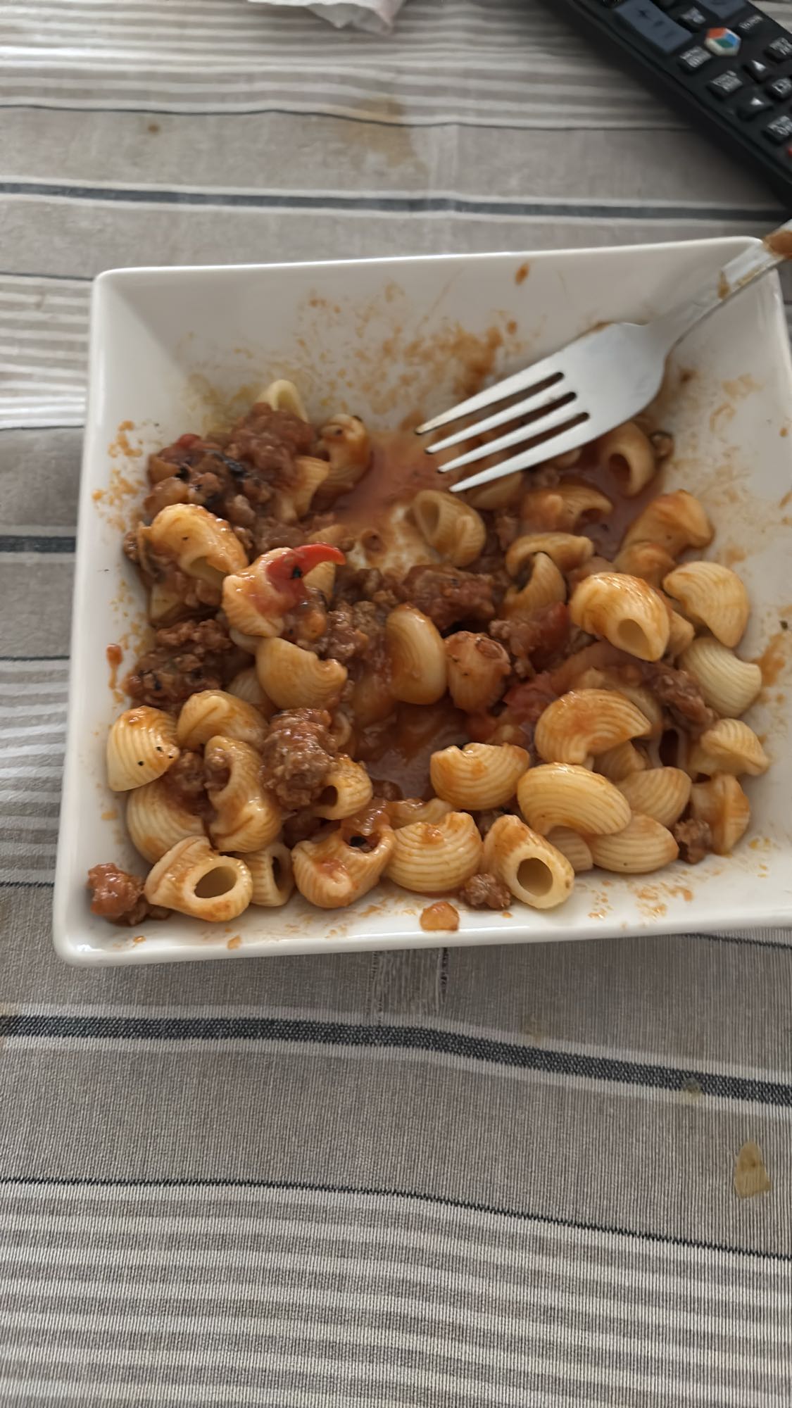 Pasta con carne molida