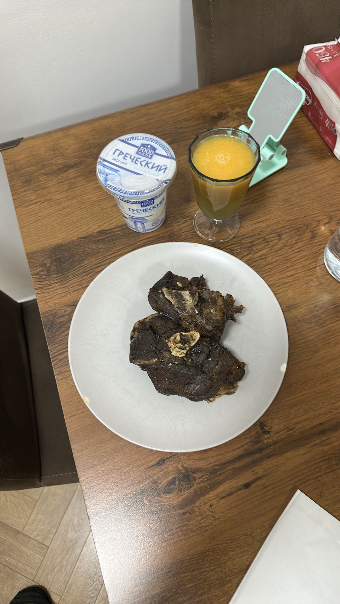 Beef with yogurt and juice