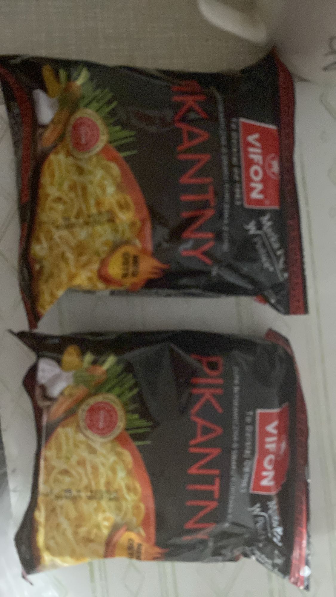 Zupka Vifon Pikantna