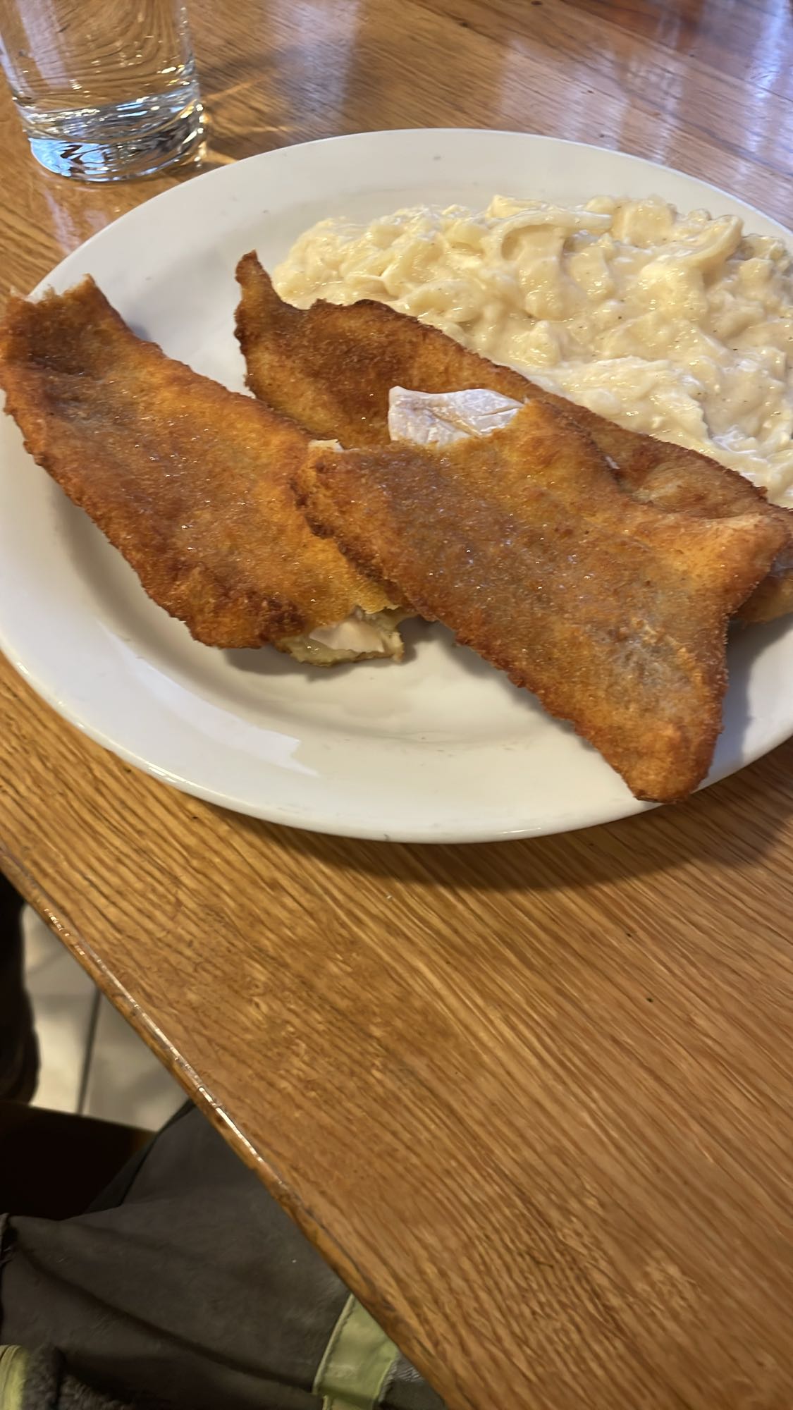 Ocvrta riba s testeninami