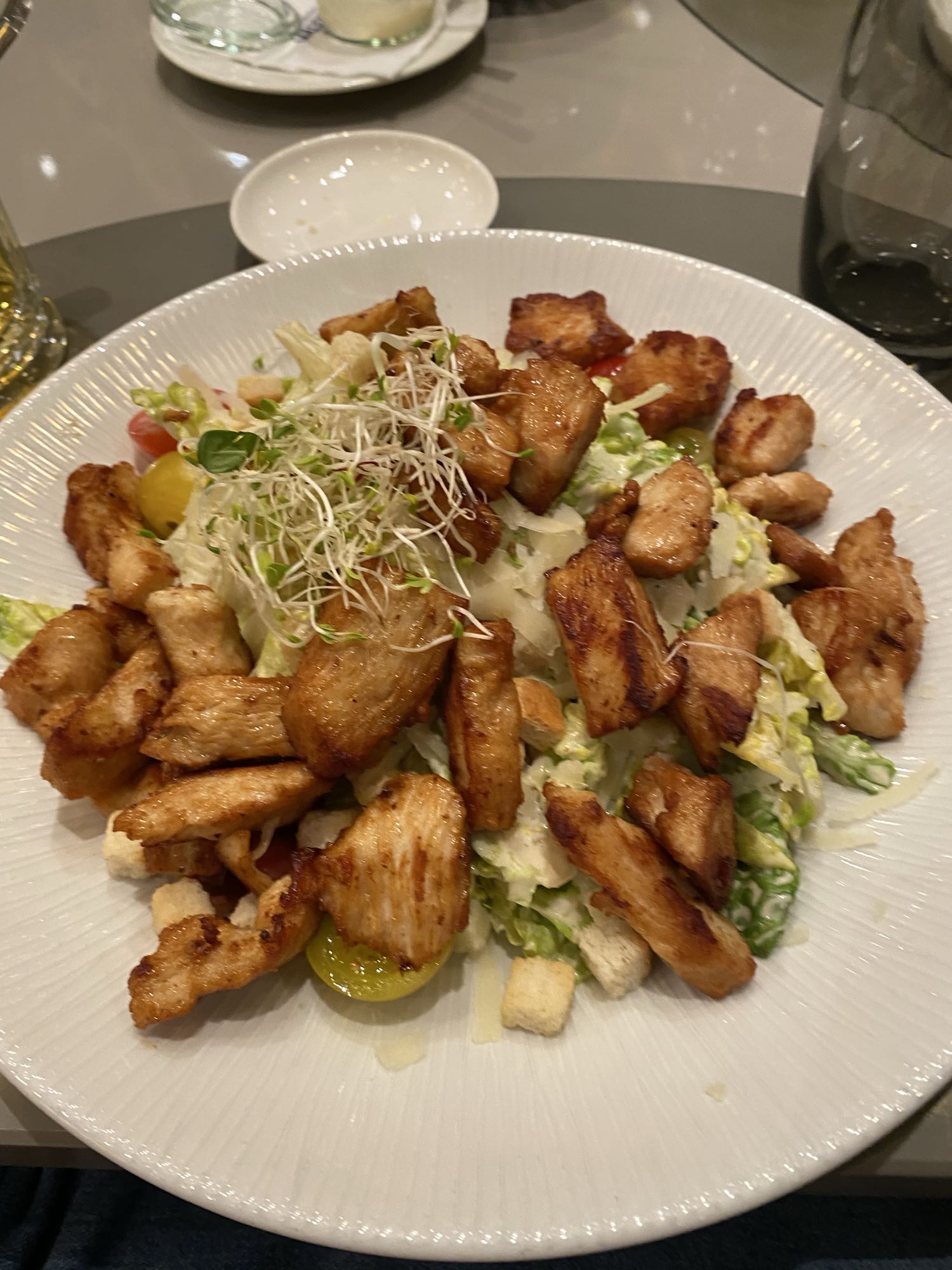 Salat mit Hähnchen