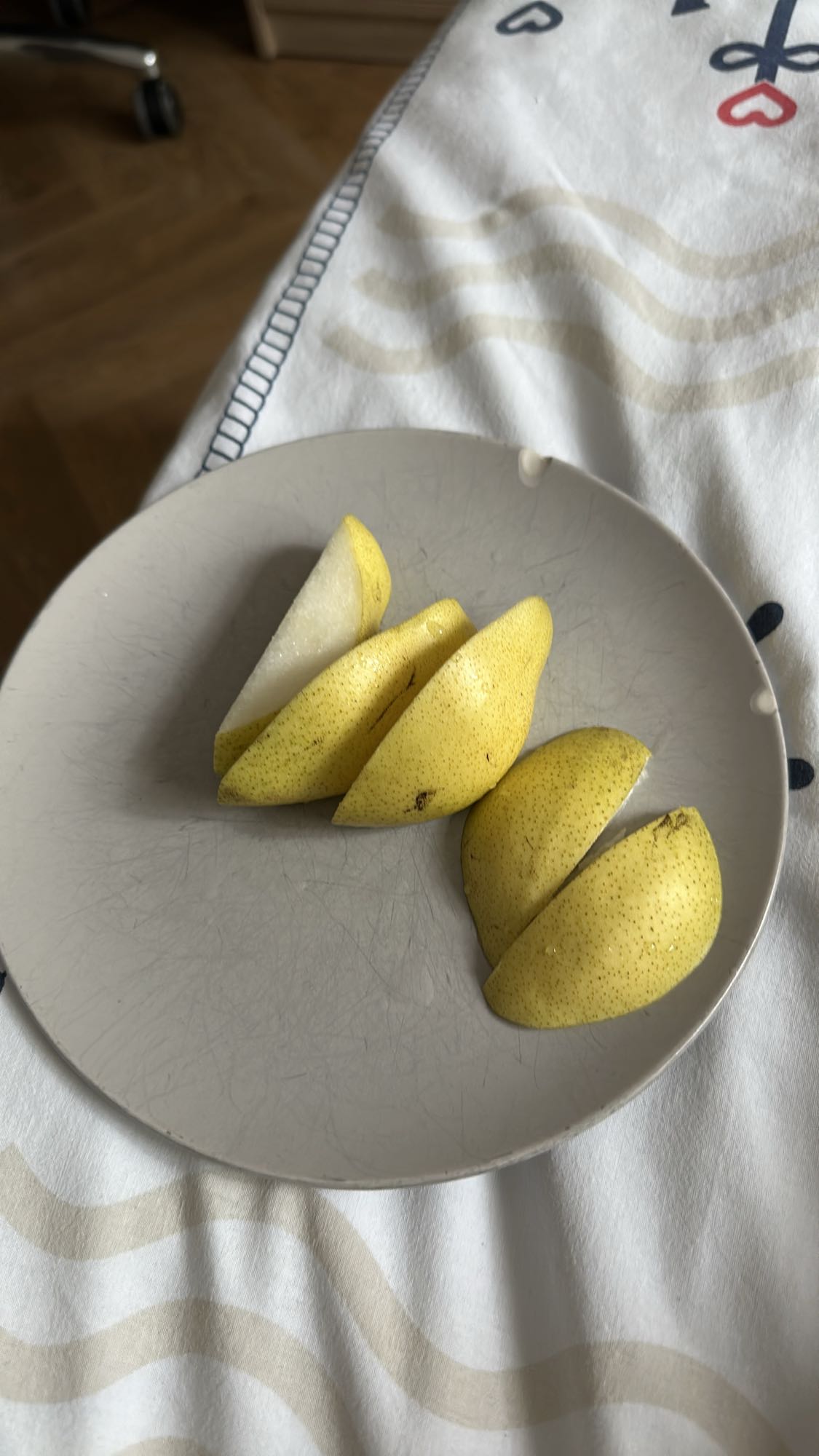 Sliced Pear Snack