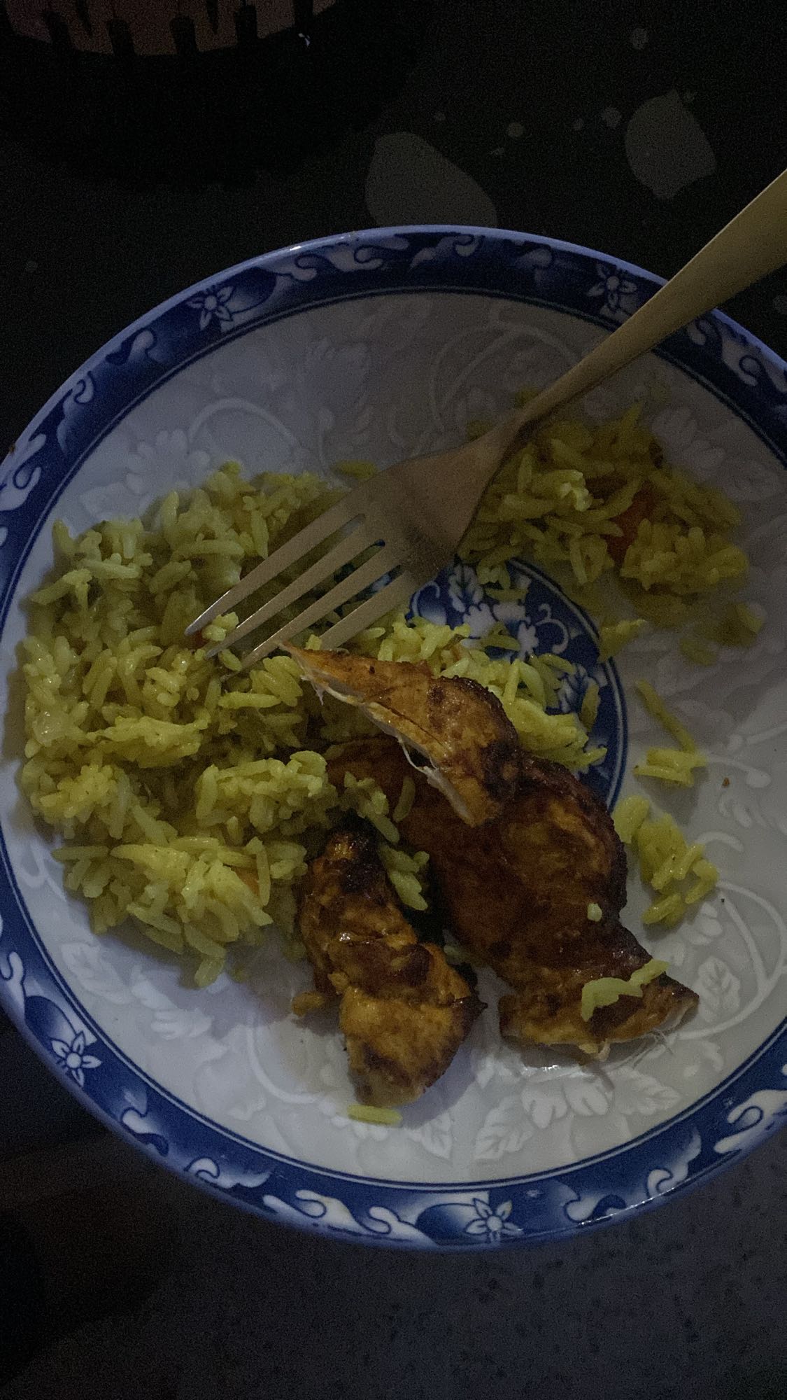 Riz au poulet grillé