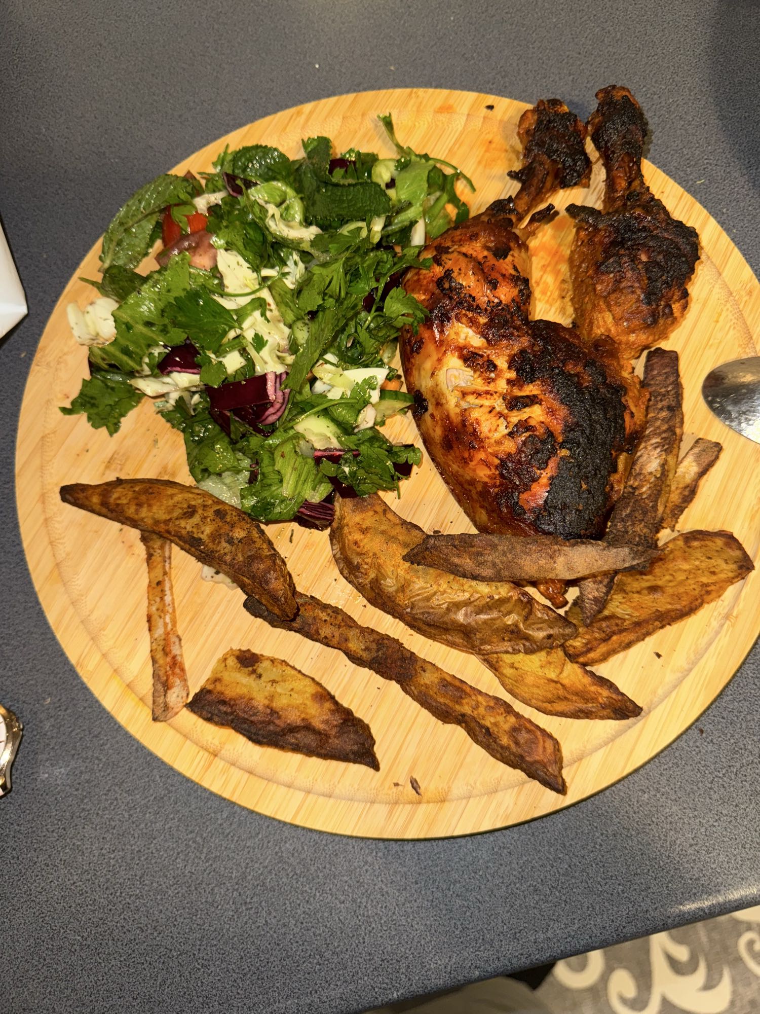 Gegrillte Hähnchenplatte