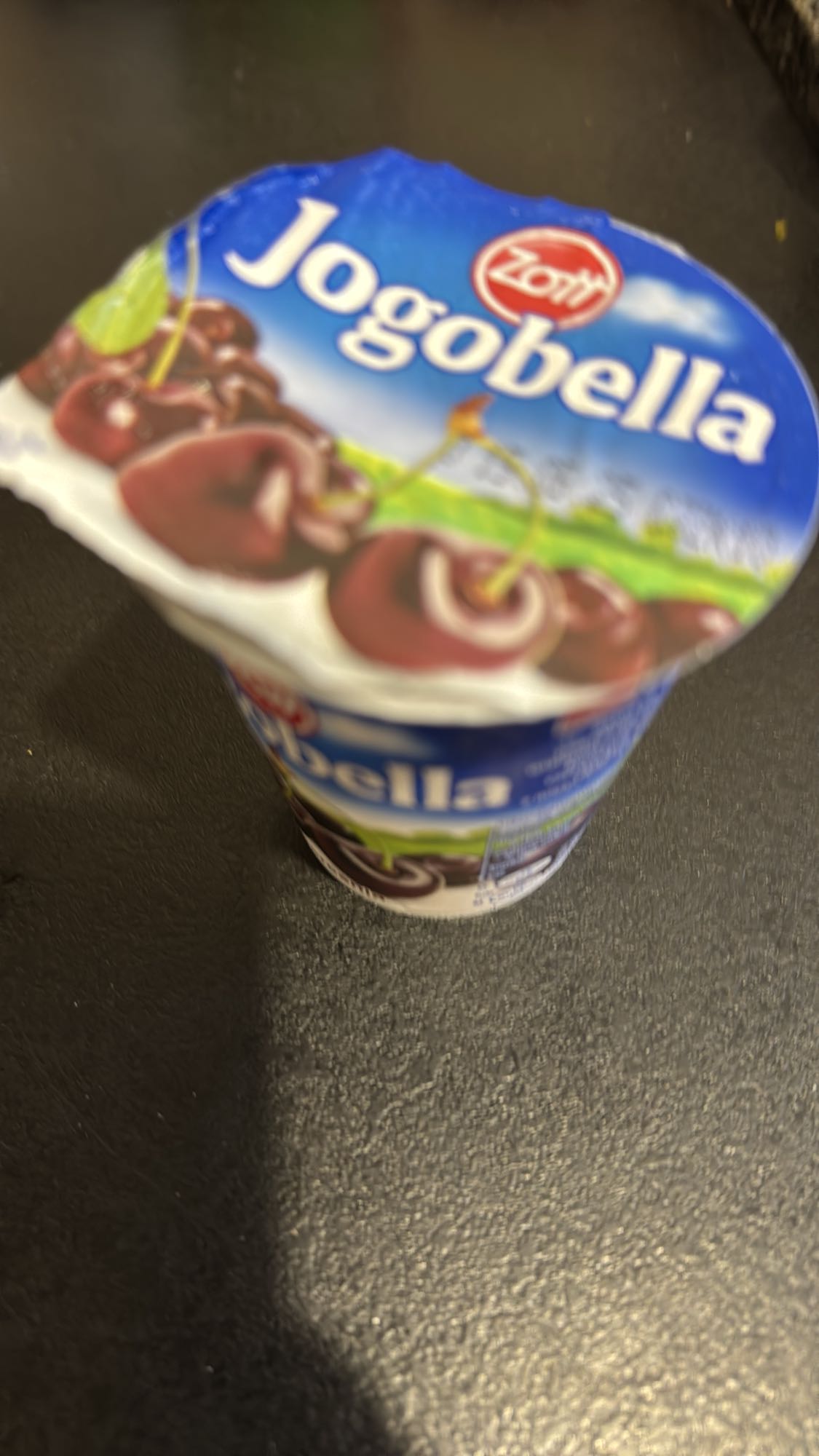 Jogurt wiśniowy Jogobella