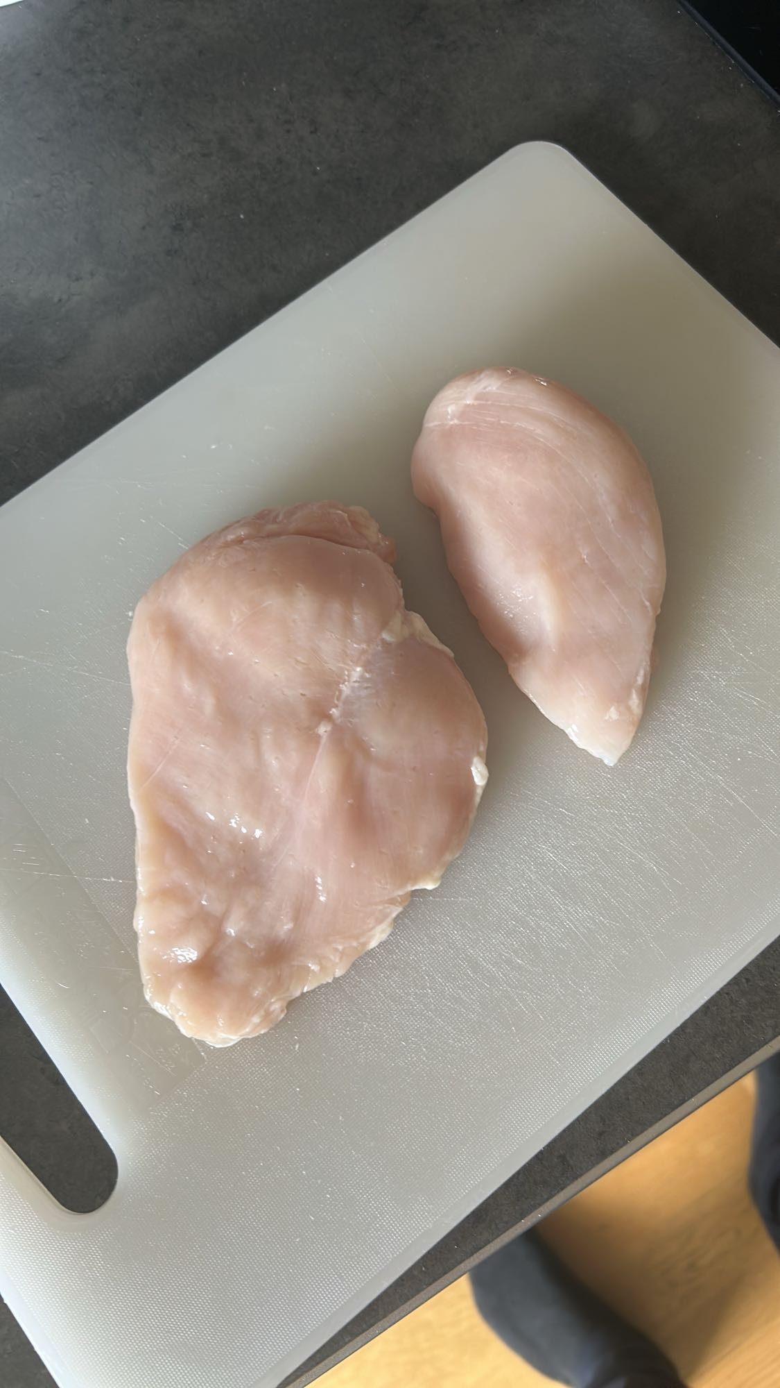 Rå kycklingfilé