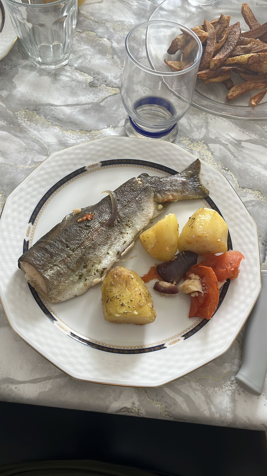 Truite et légumes rôtis