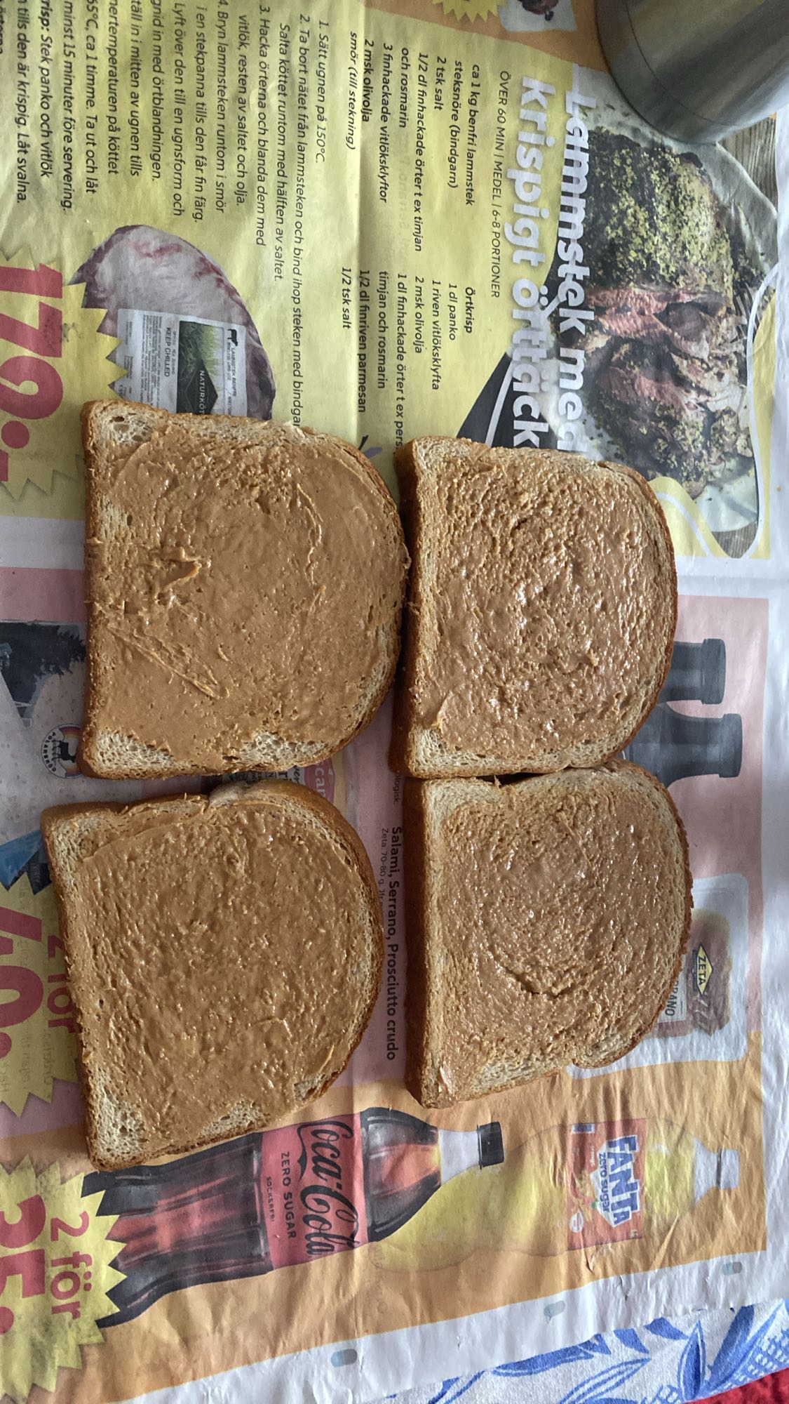 Jordnötssmörsmörgåsar