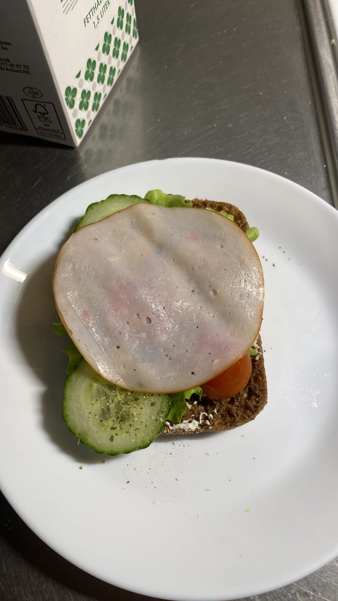 Smörgås med kalkonskinka och philadelphiaost light