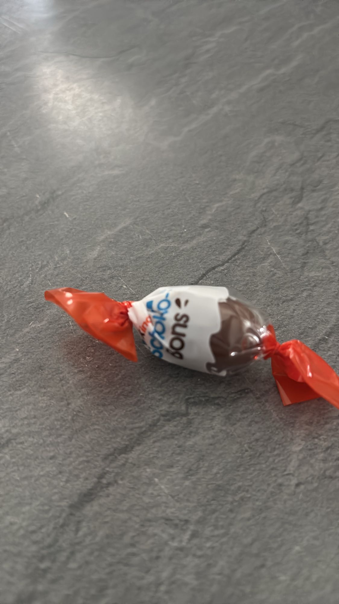 Bonbon chocolat noisette