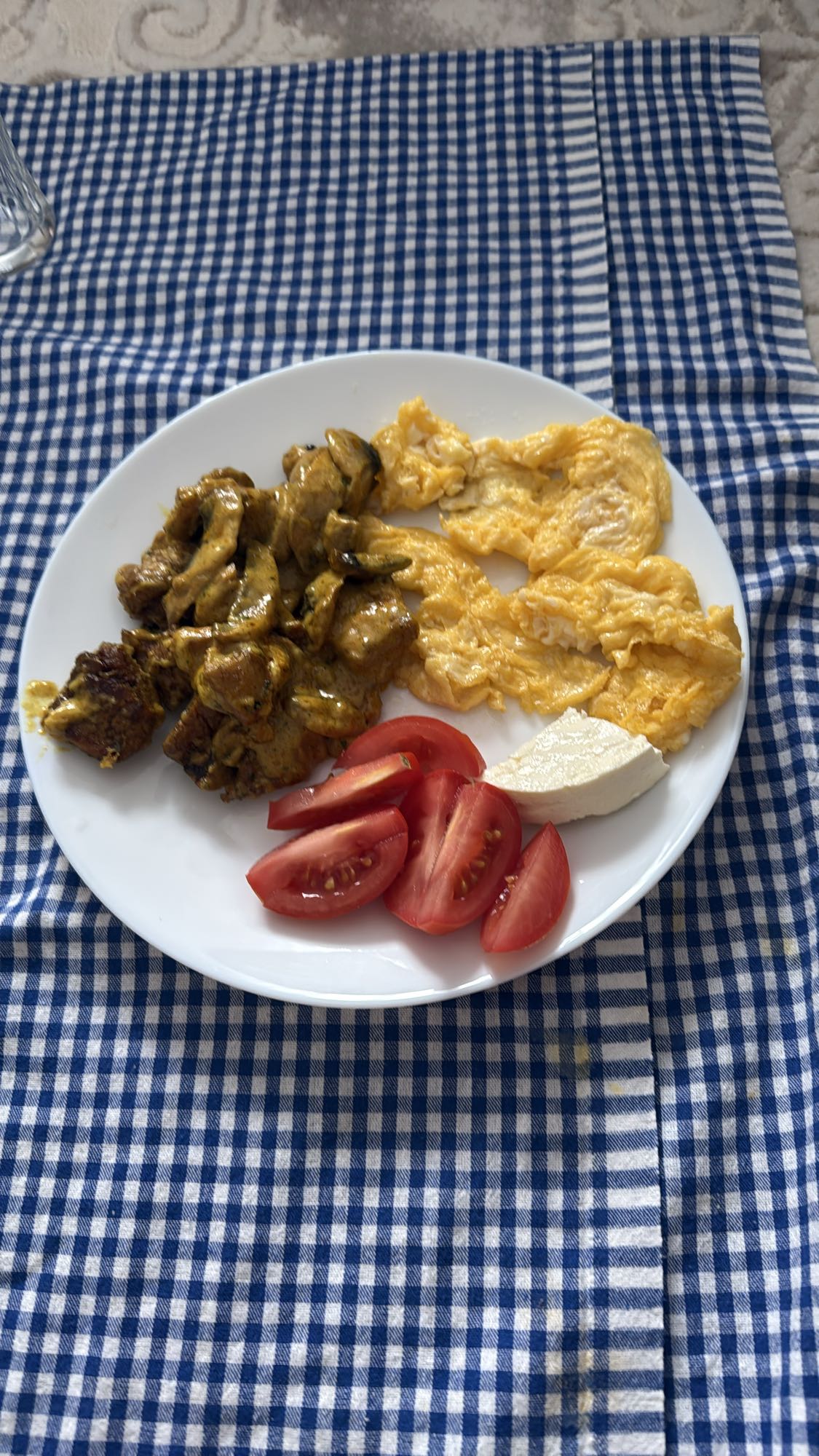 Eggs with meat & veggies