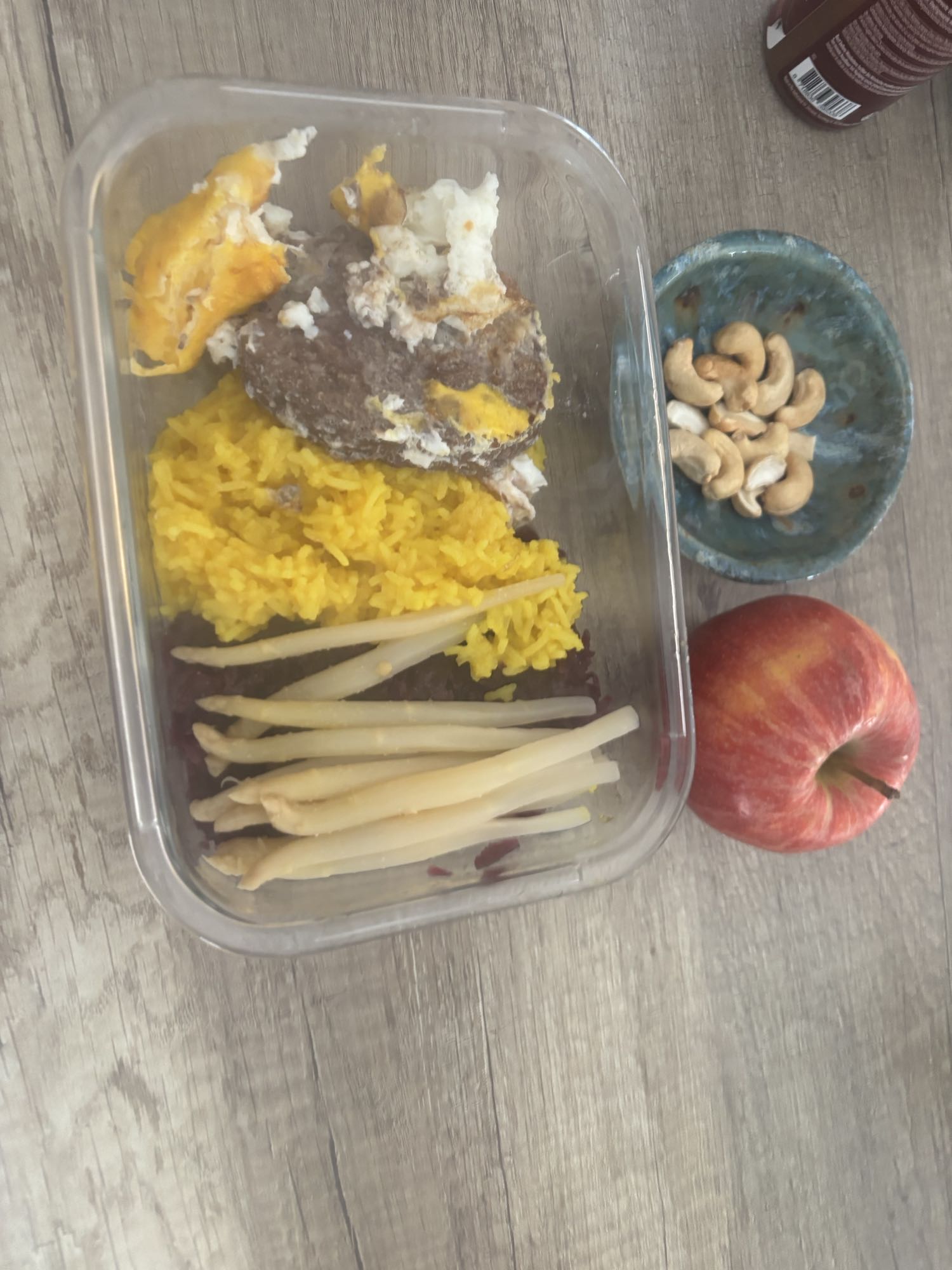 Riz, steak et légumes