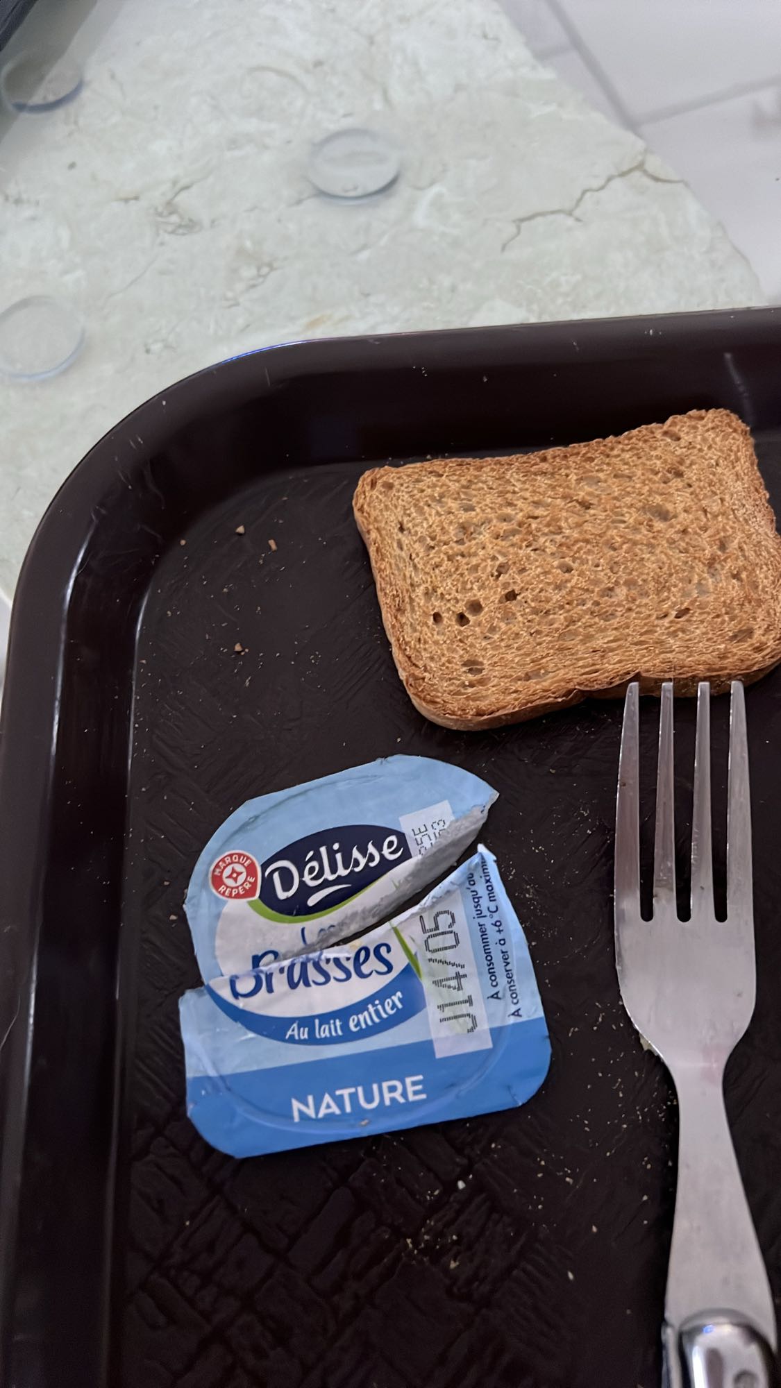 Tartine et yaourt nature