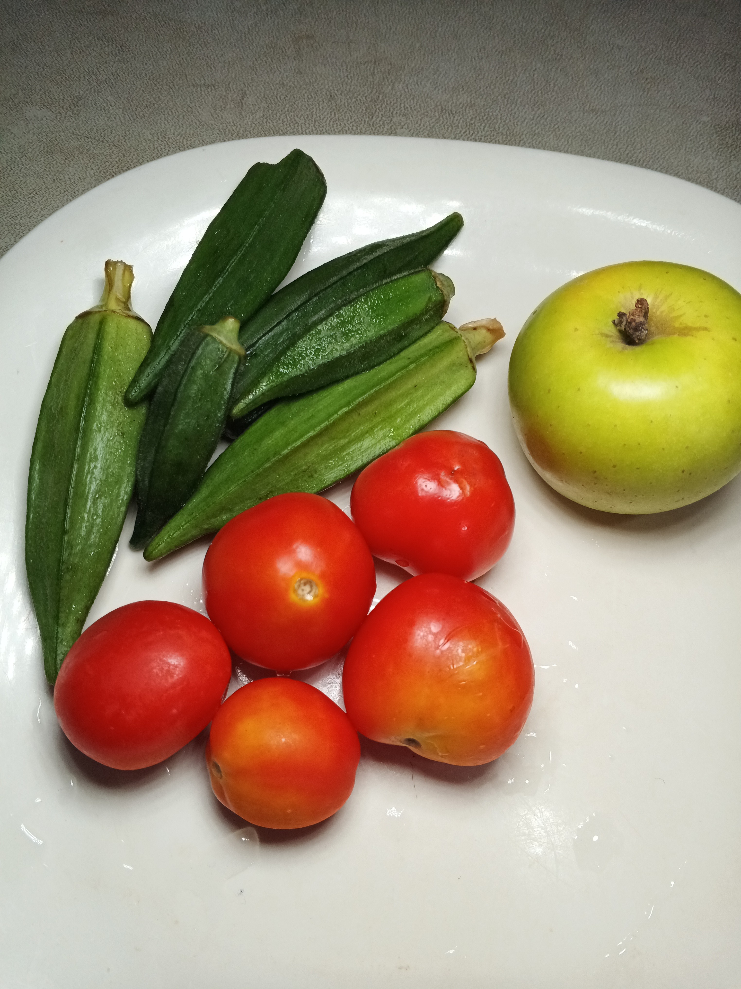 Fresh Veggie & Fruit Plate