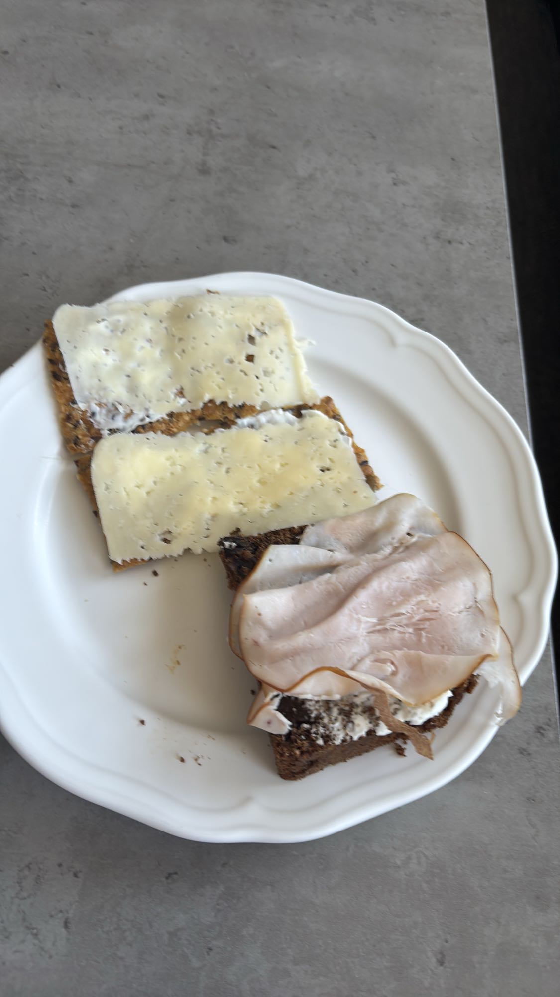 Knäckebröd med pålägg