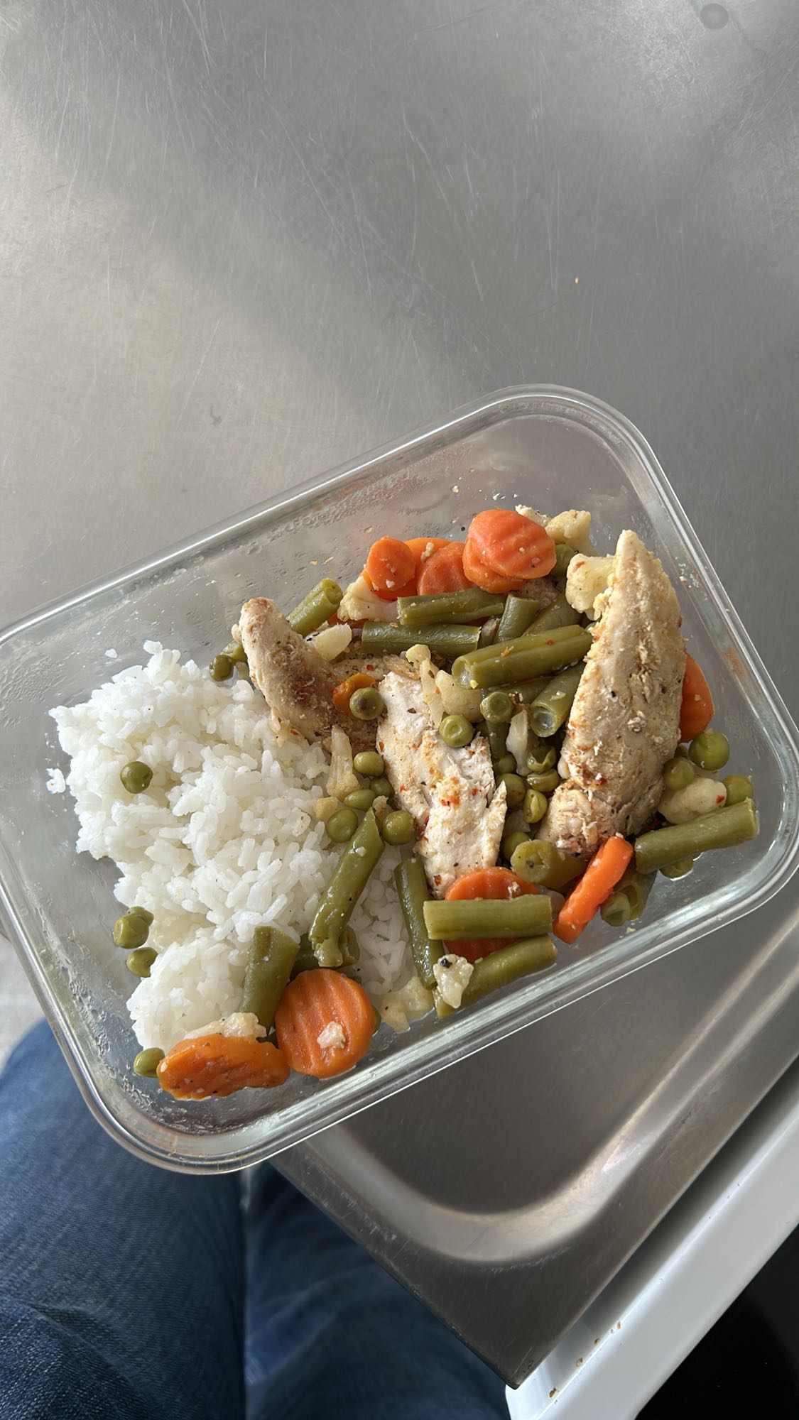 Kyckling med ris och grönsaker