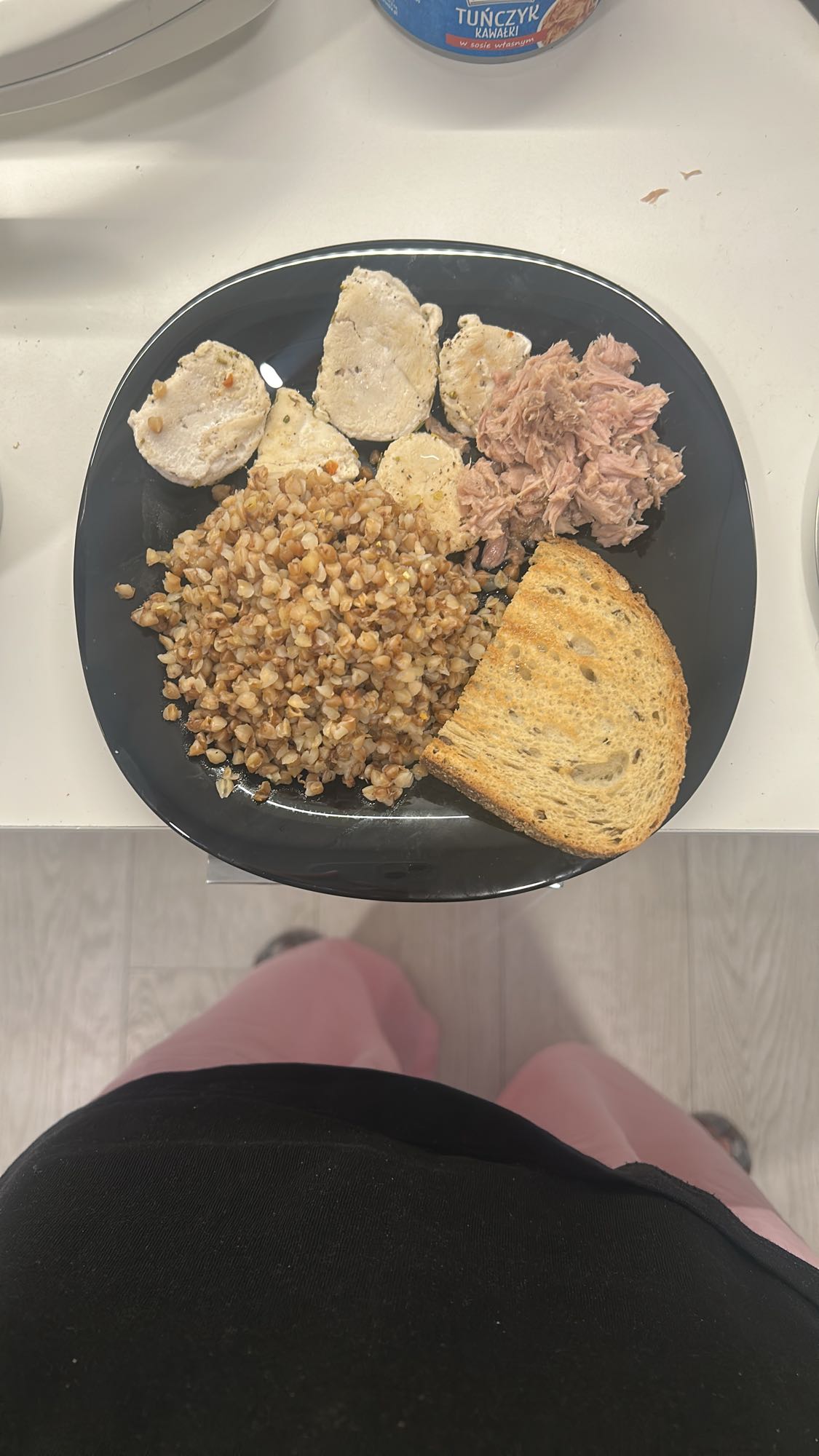 Гречка с курицей и тунцом