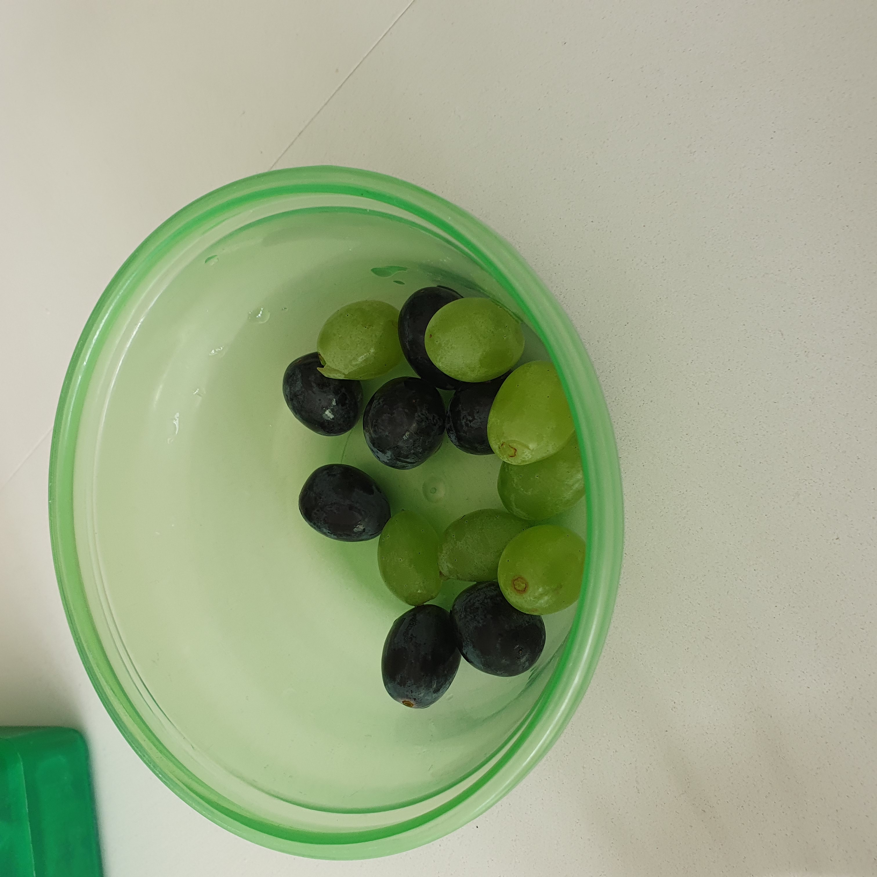 Mixed Grapes Snack