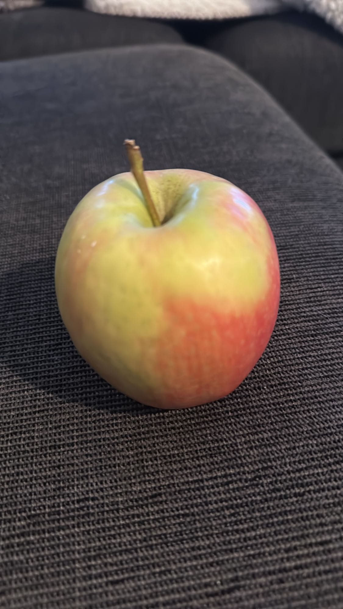 Äpple