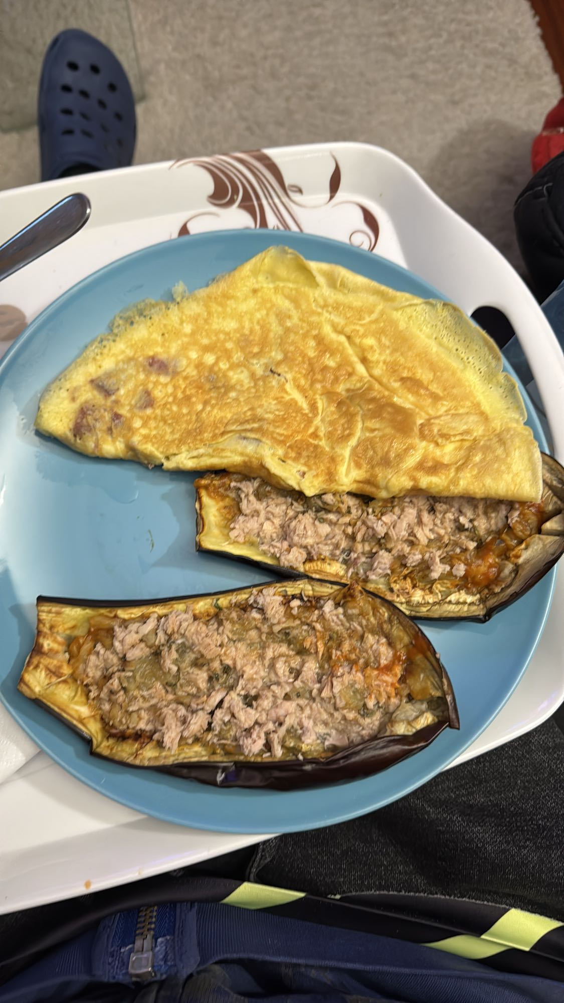 Omelette y berenjena rellena