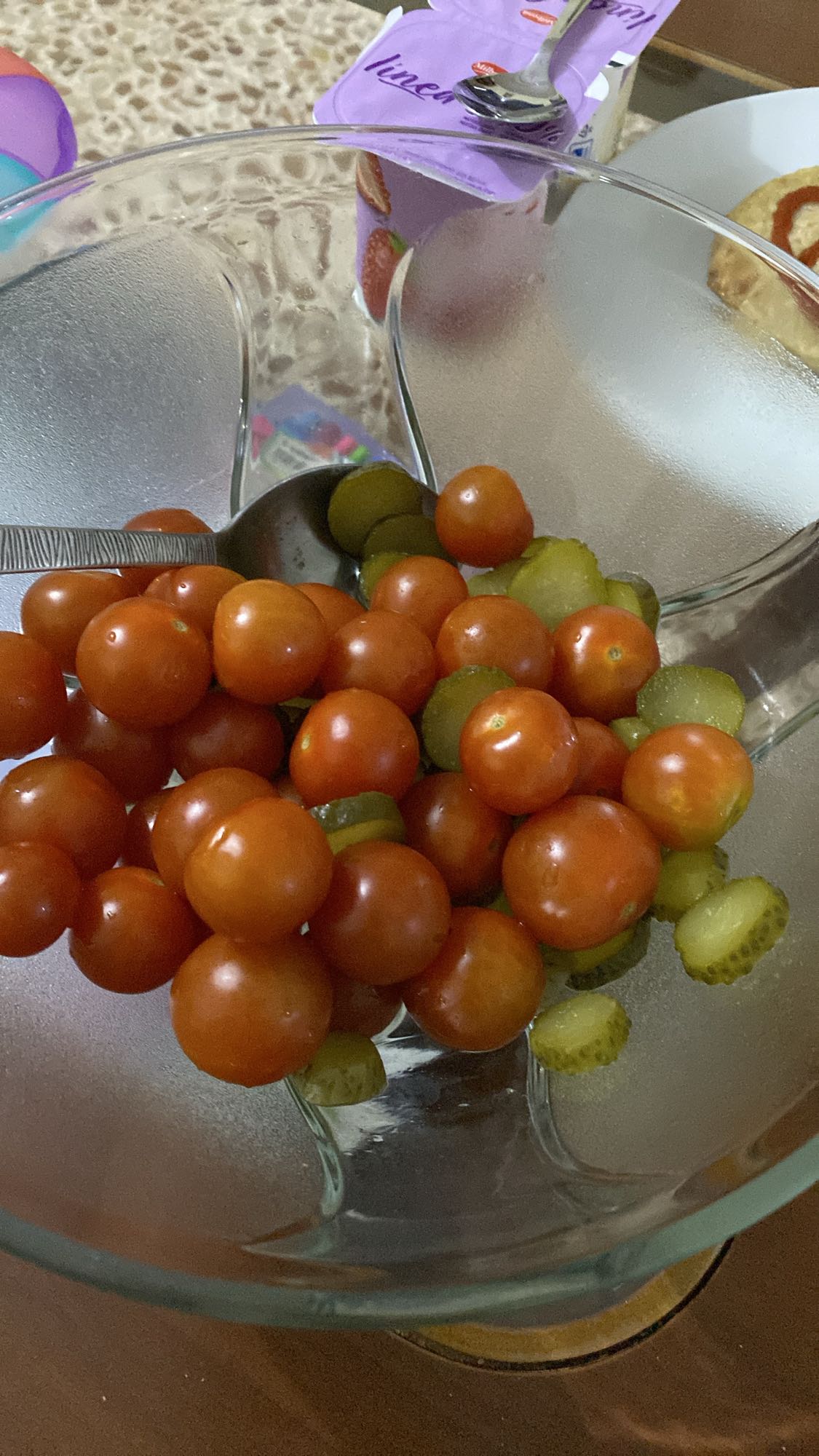 amanida de tomàquet i cogombre