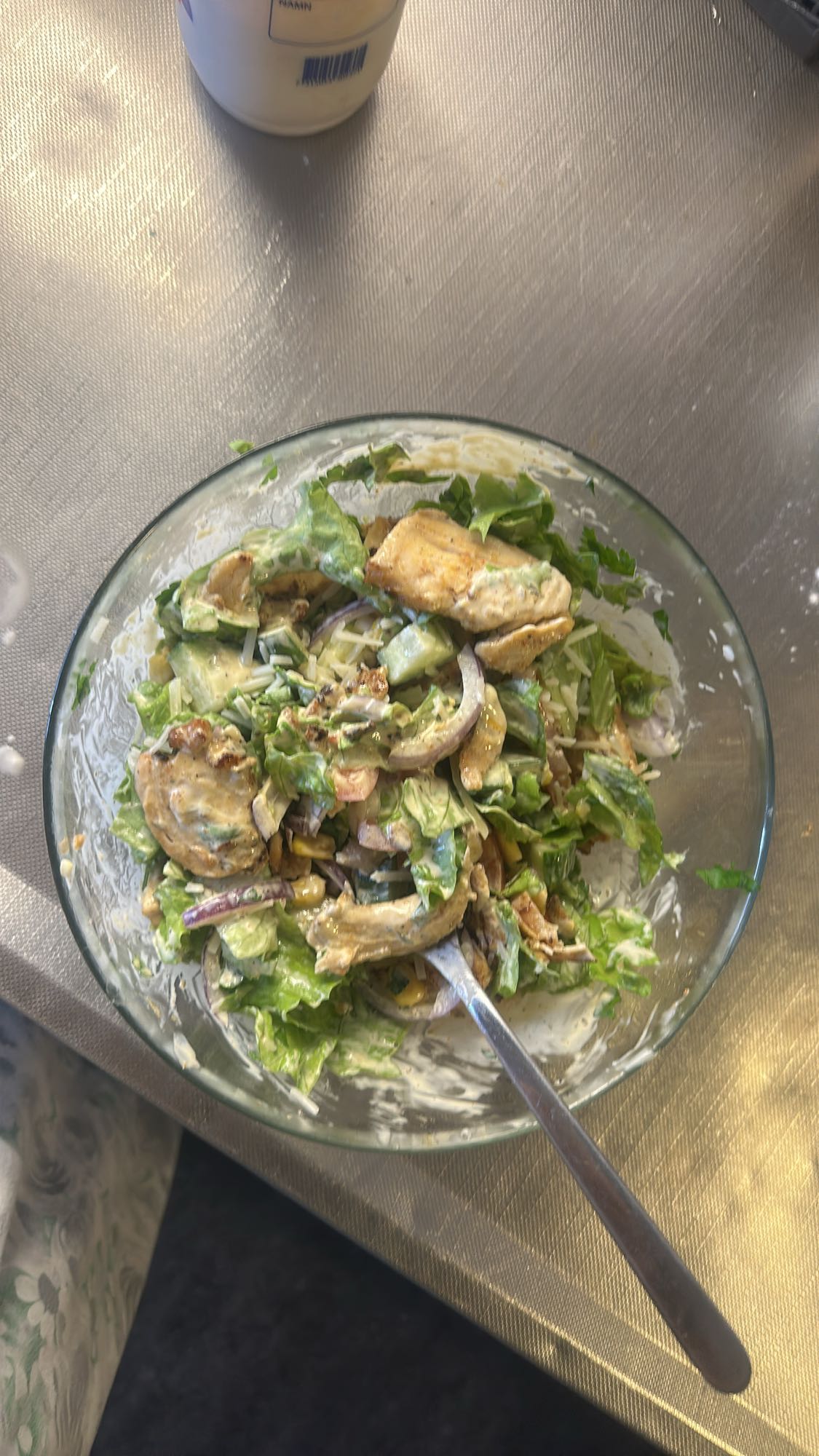Kycklingsallad med dressing