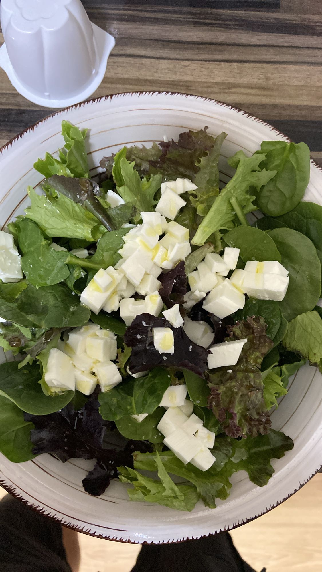 Ensalada con queso feta