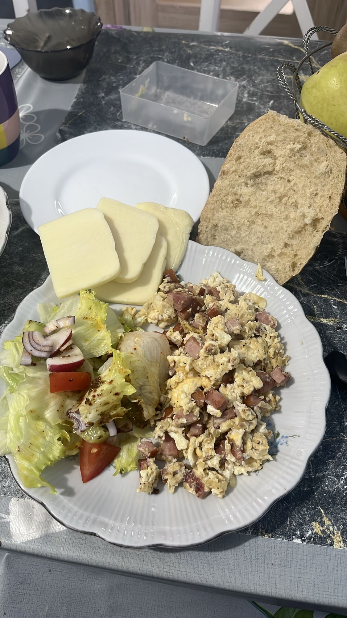 Jajecznica z warzywami