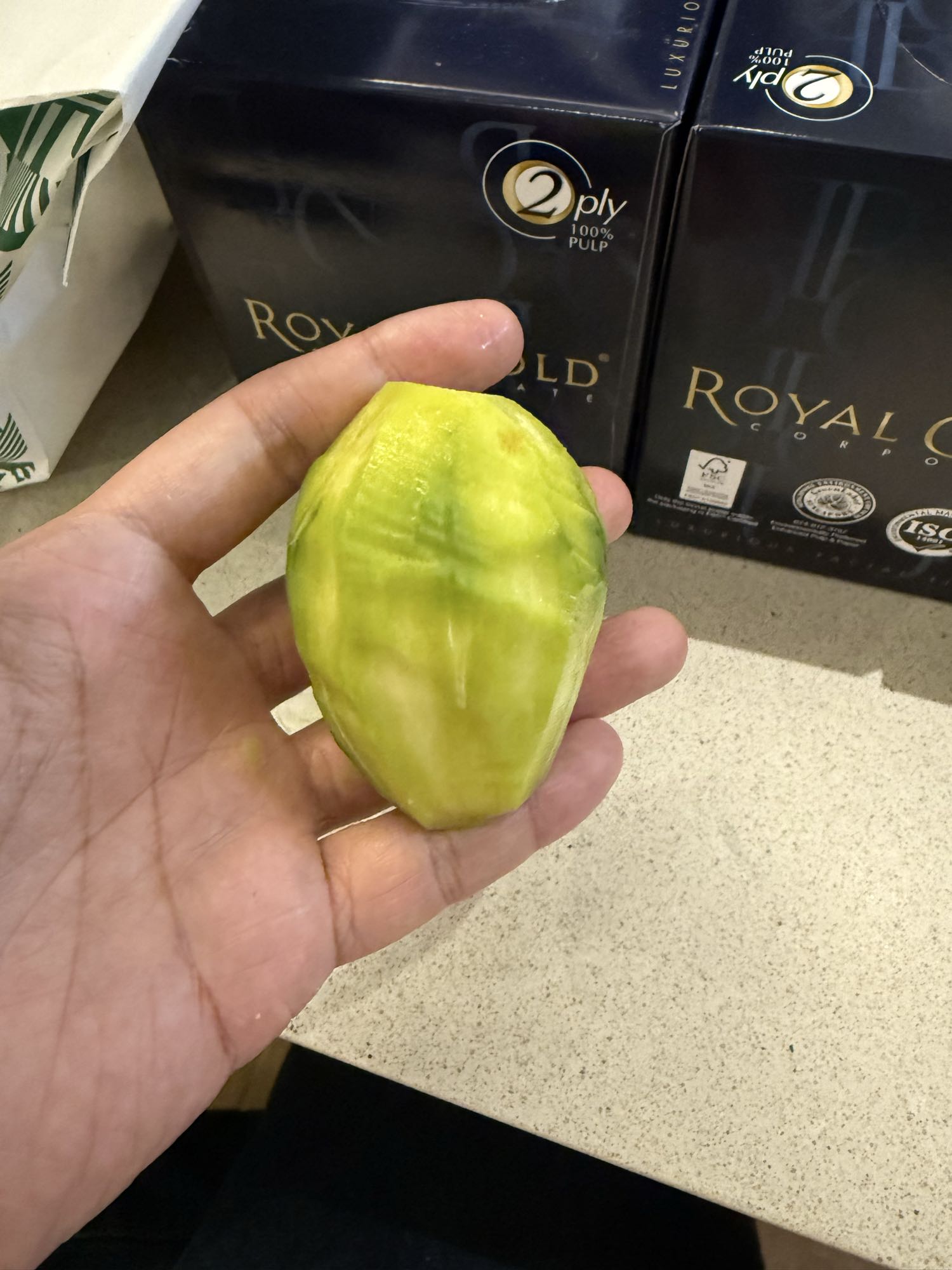 Peeled Green Mango