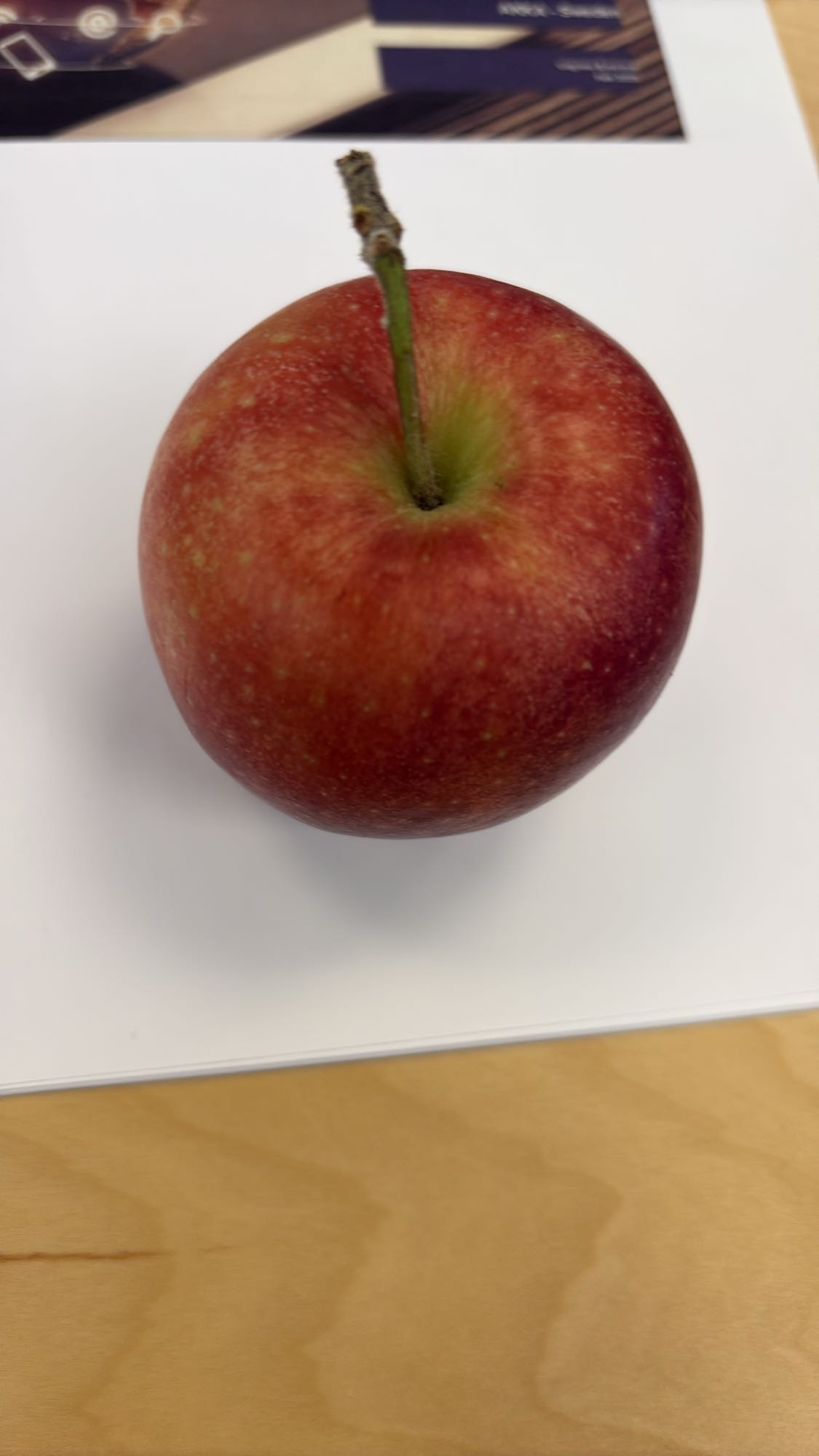 Rött äpple