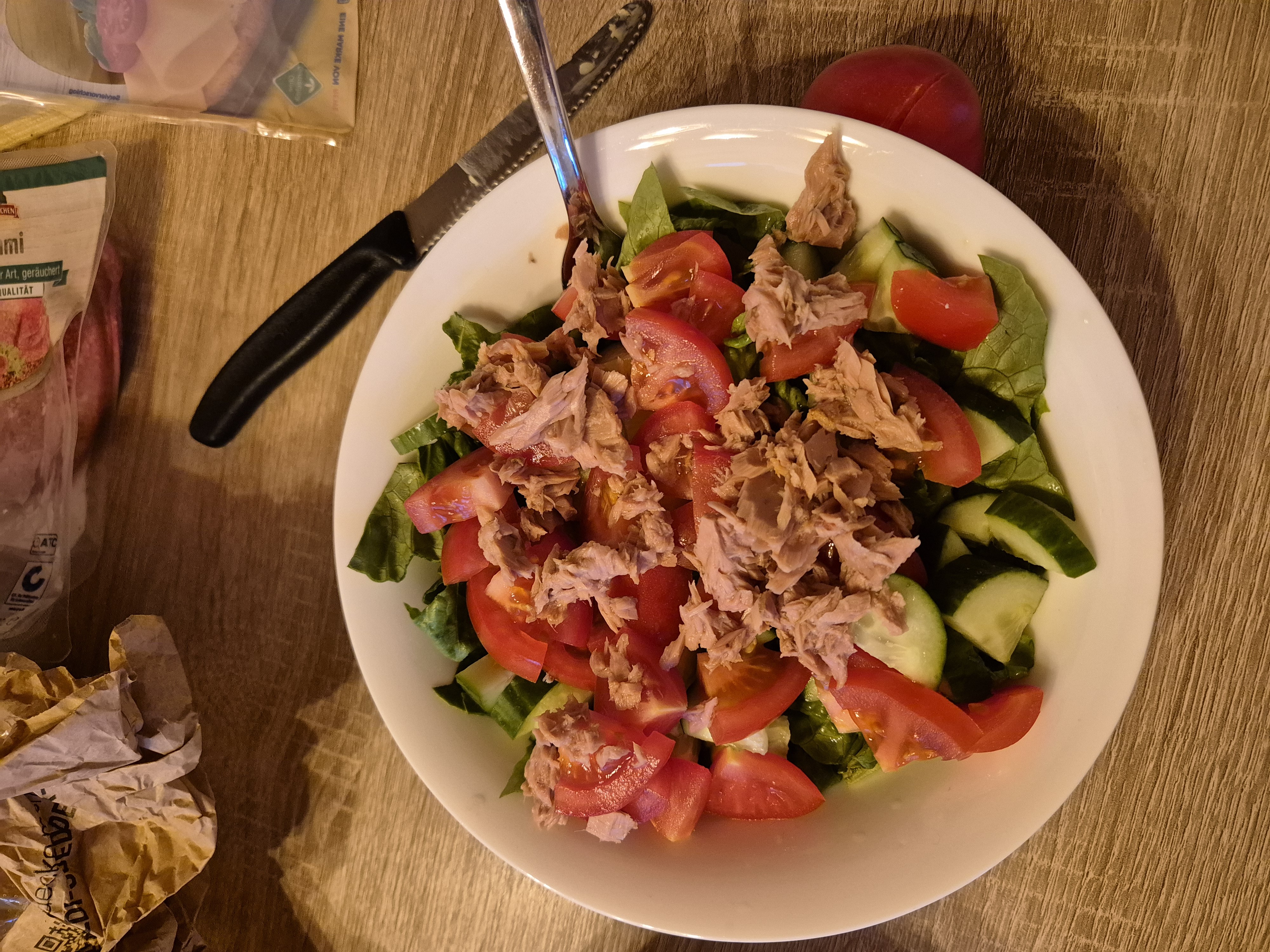 Thunfisch-Gemüse-Salat