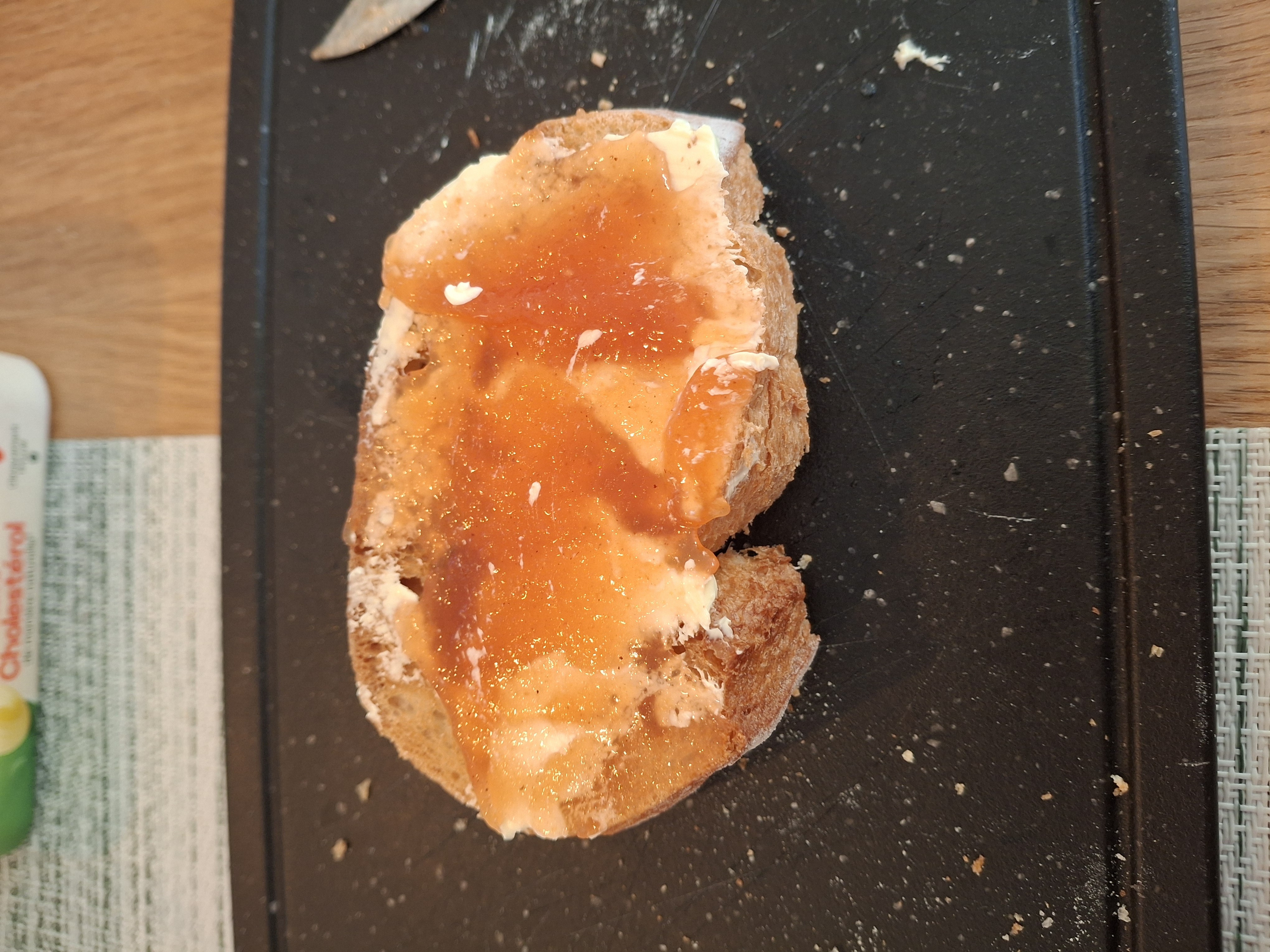 Tartine confiture d'abricot