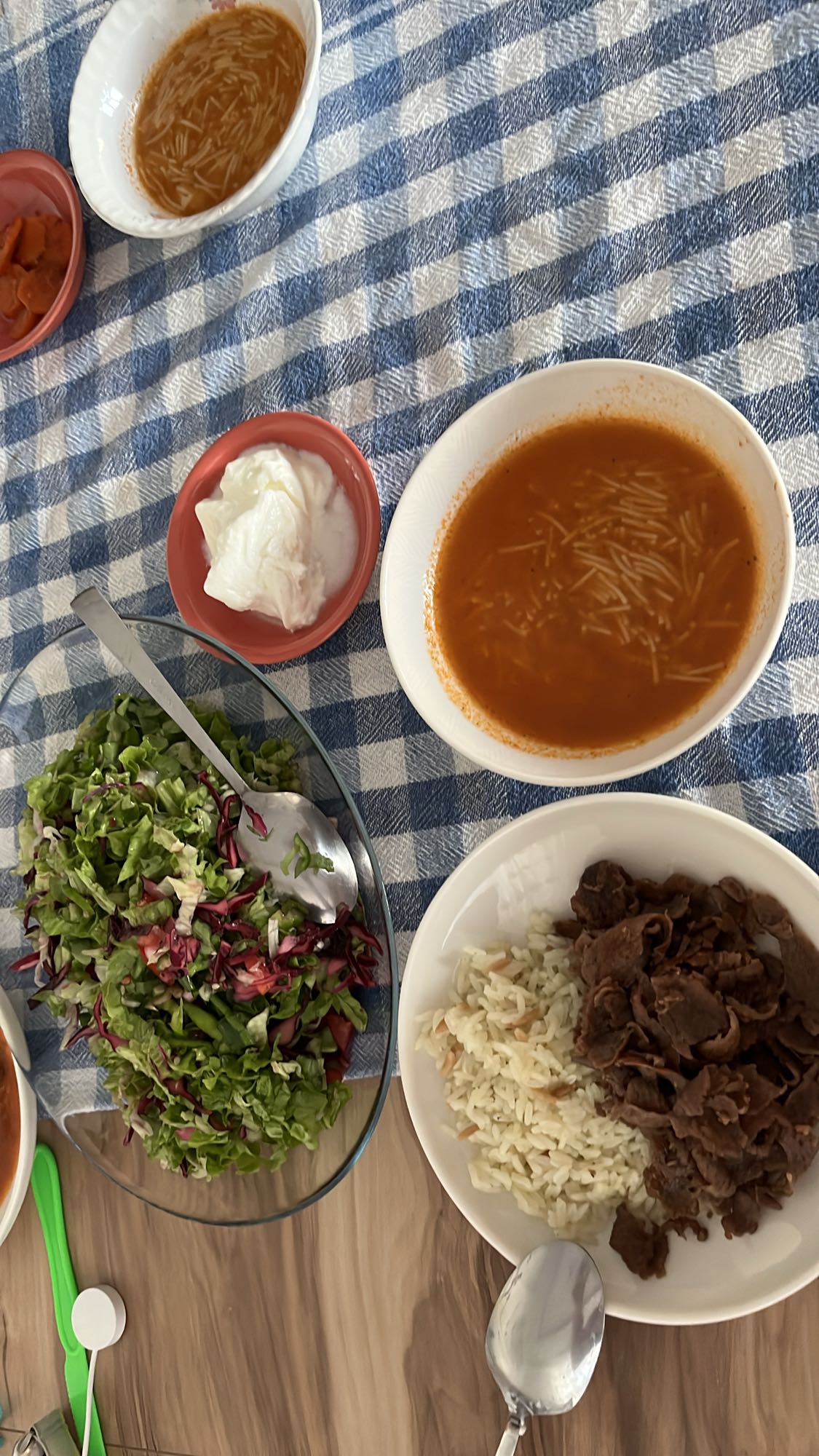 Etli pilav ve çorba