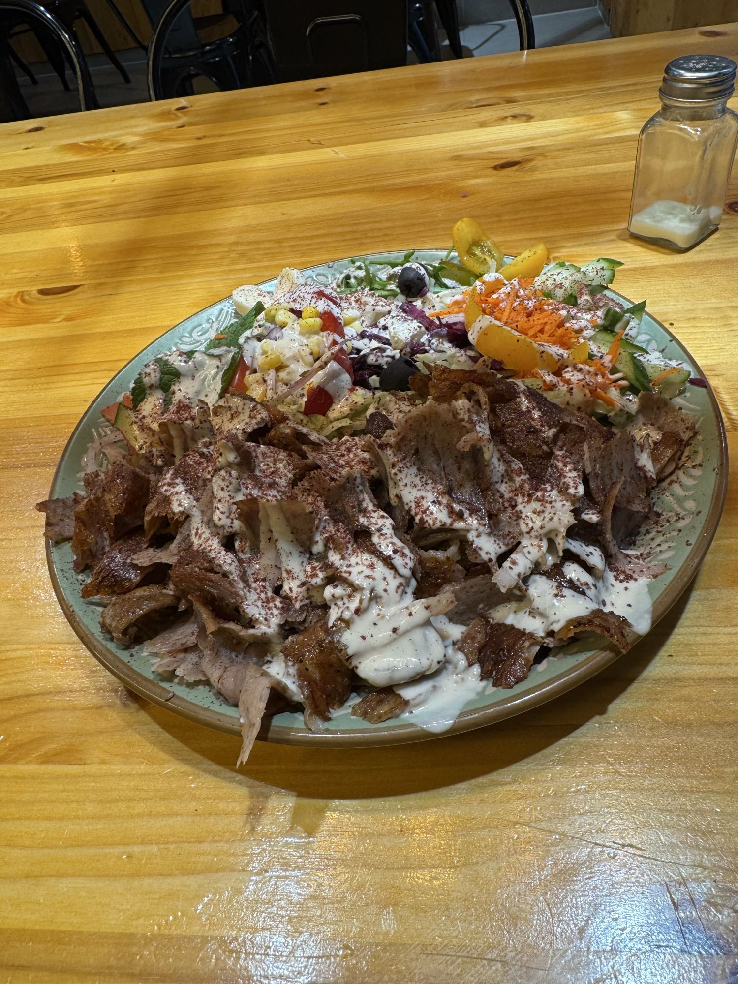 Döner mit gemischtem Salat