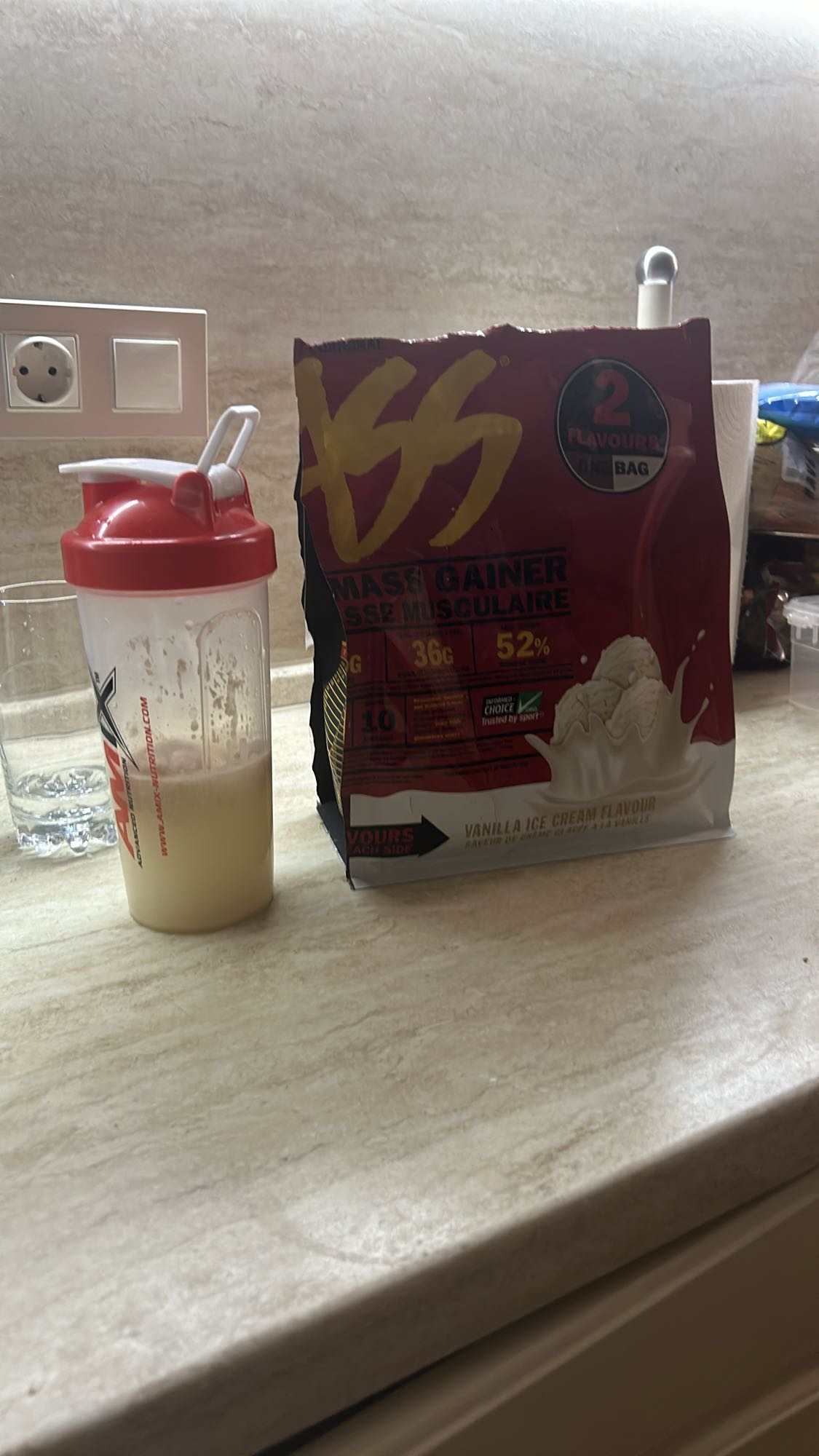Vanilla Mass Gainer Shake